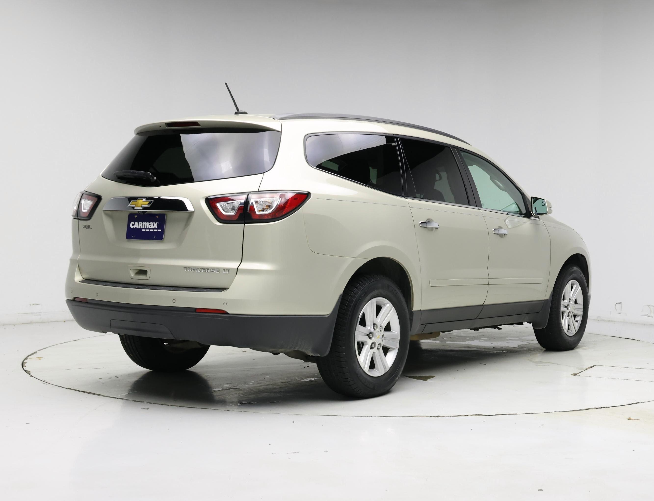 Thumbnail: 2014 Chevrolet Traverse - 8