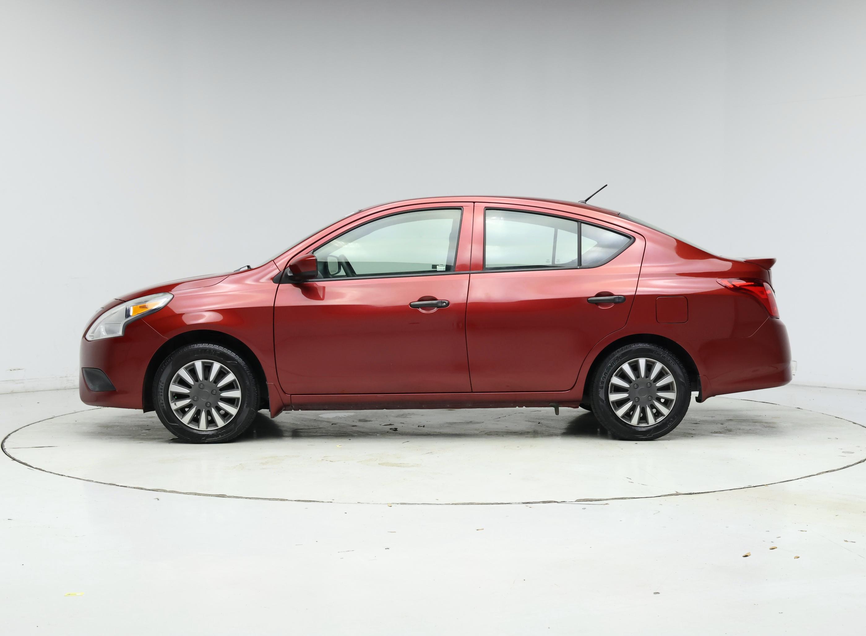 Thumbnail: 2017 Nissan Versa - 3