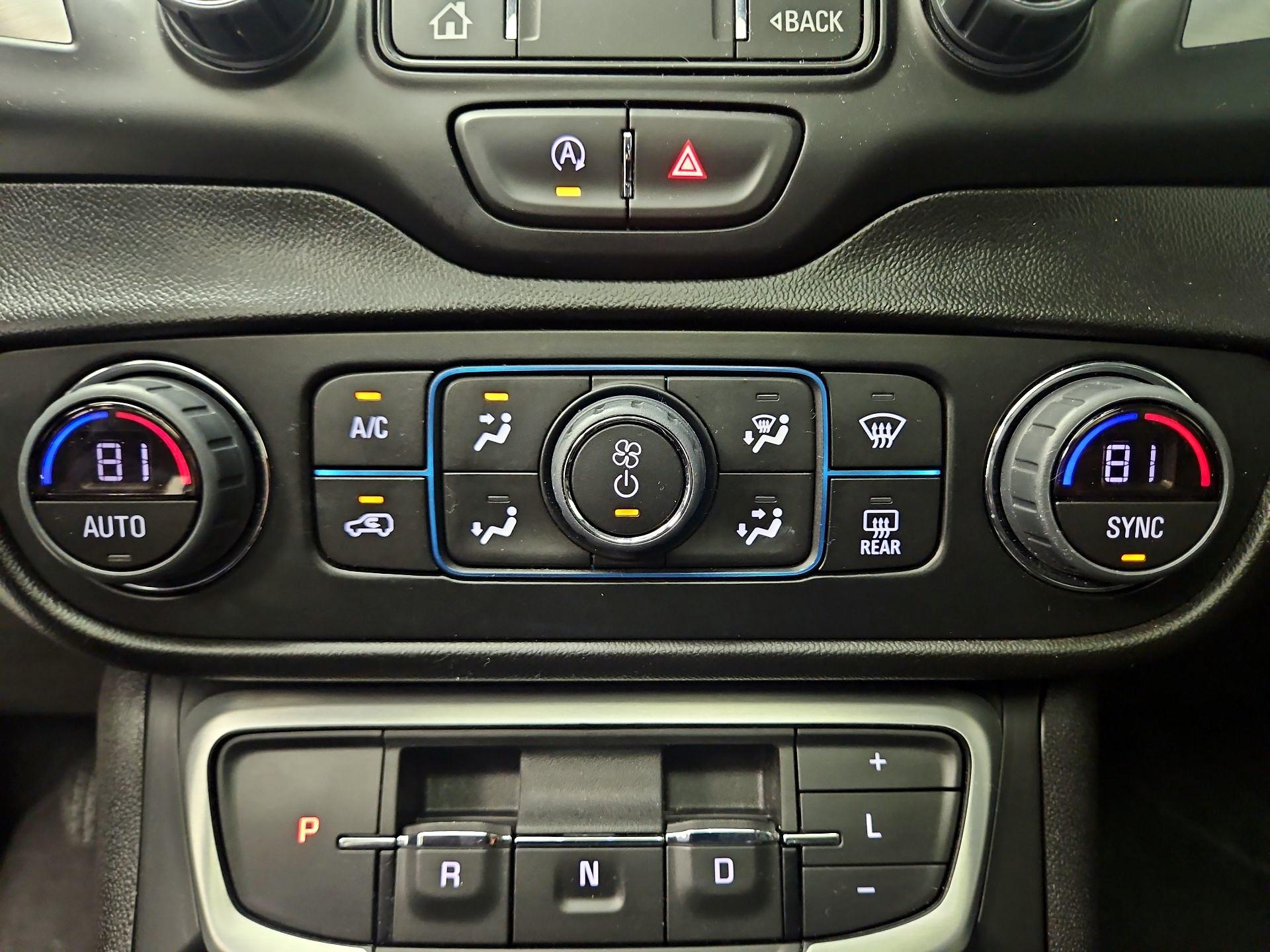 Thumbnail: 2024 GMC Terrain - 16
