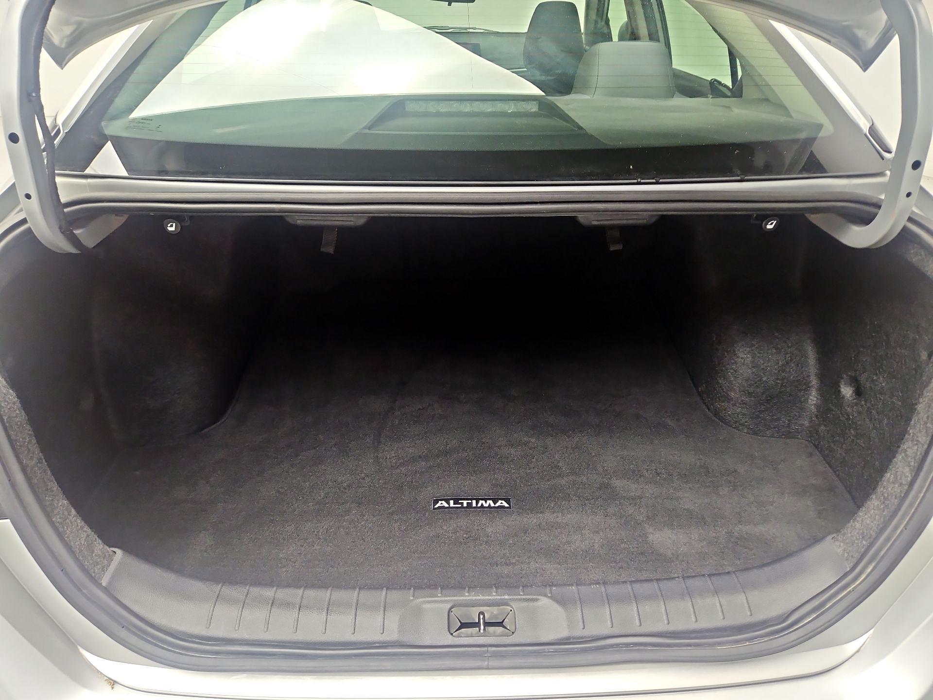 Thumbnail: 2024 Nissan Altima - 20