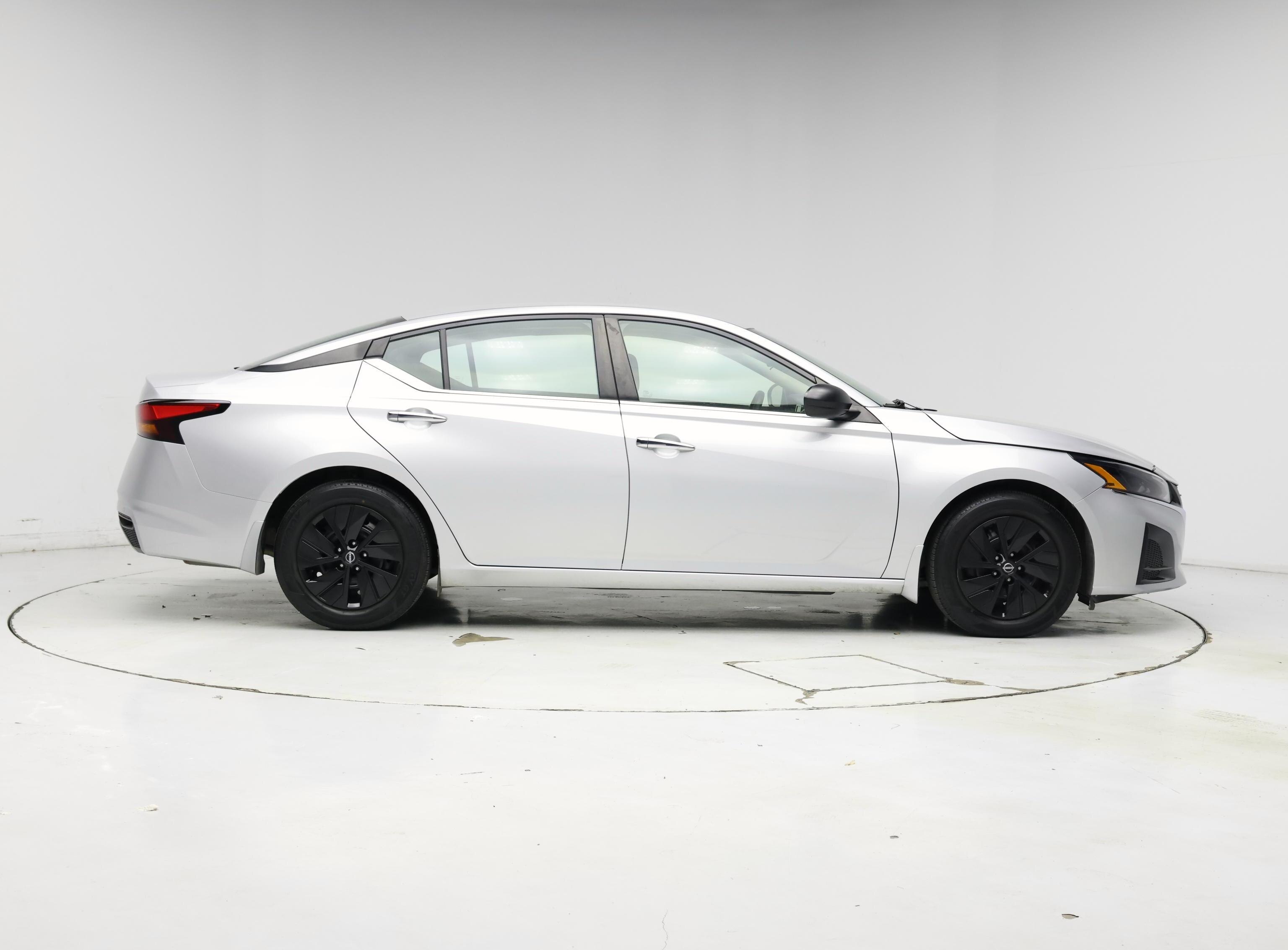 Thumbnail: 2024 Nissan Altima - 7