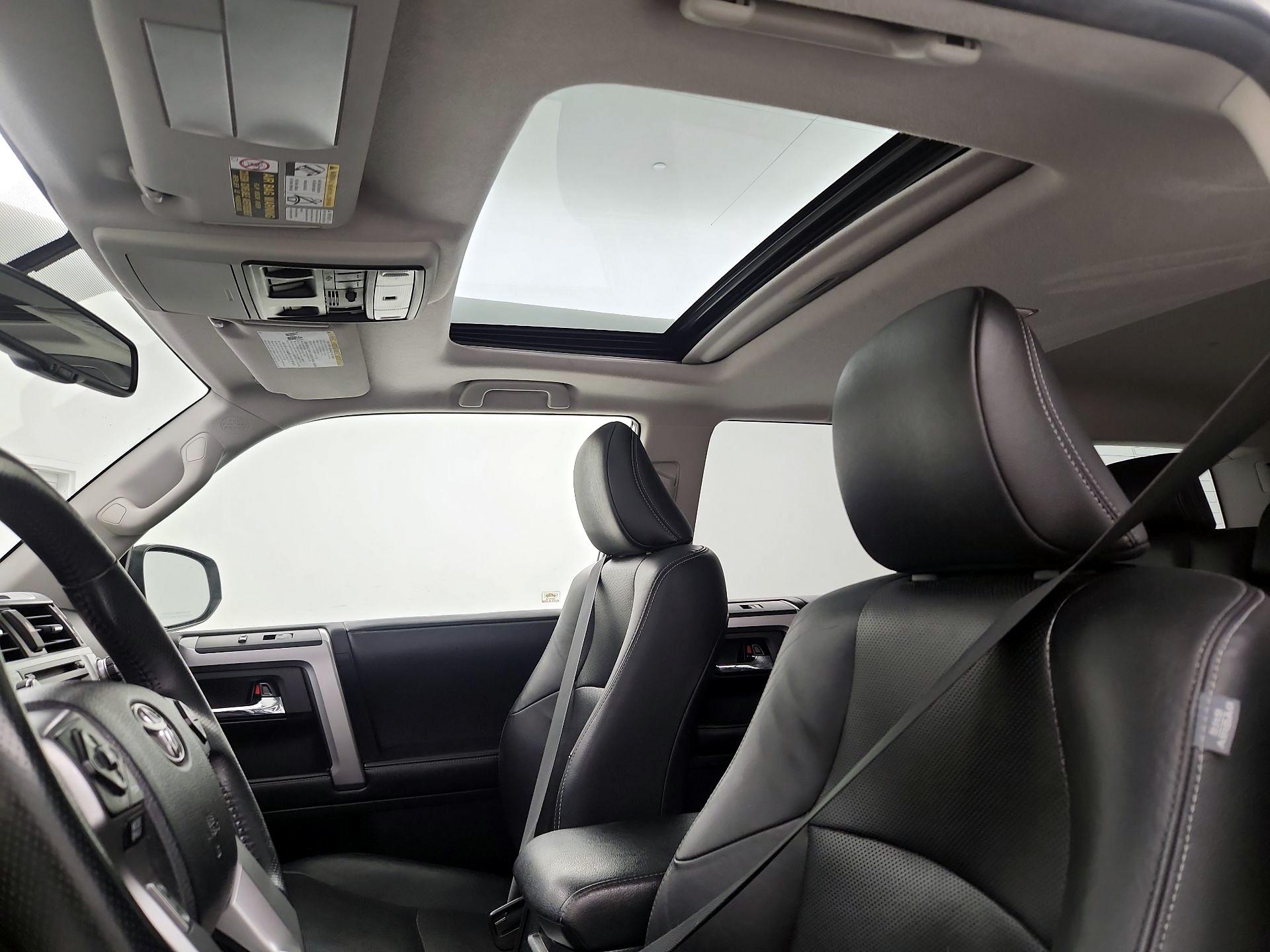 Thumbnail: 2014 Toyota 4Runner - 20