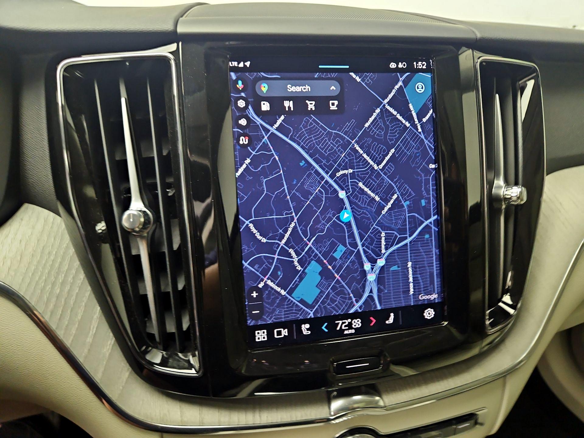 Thumbnail: 2024 Volvo XC60 - 14