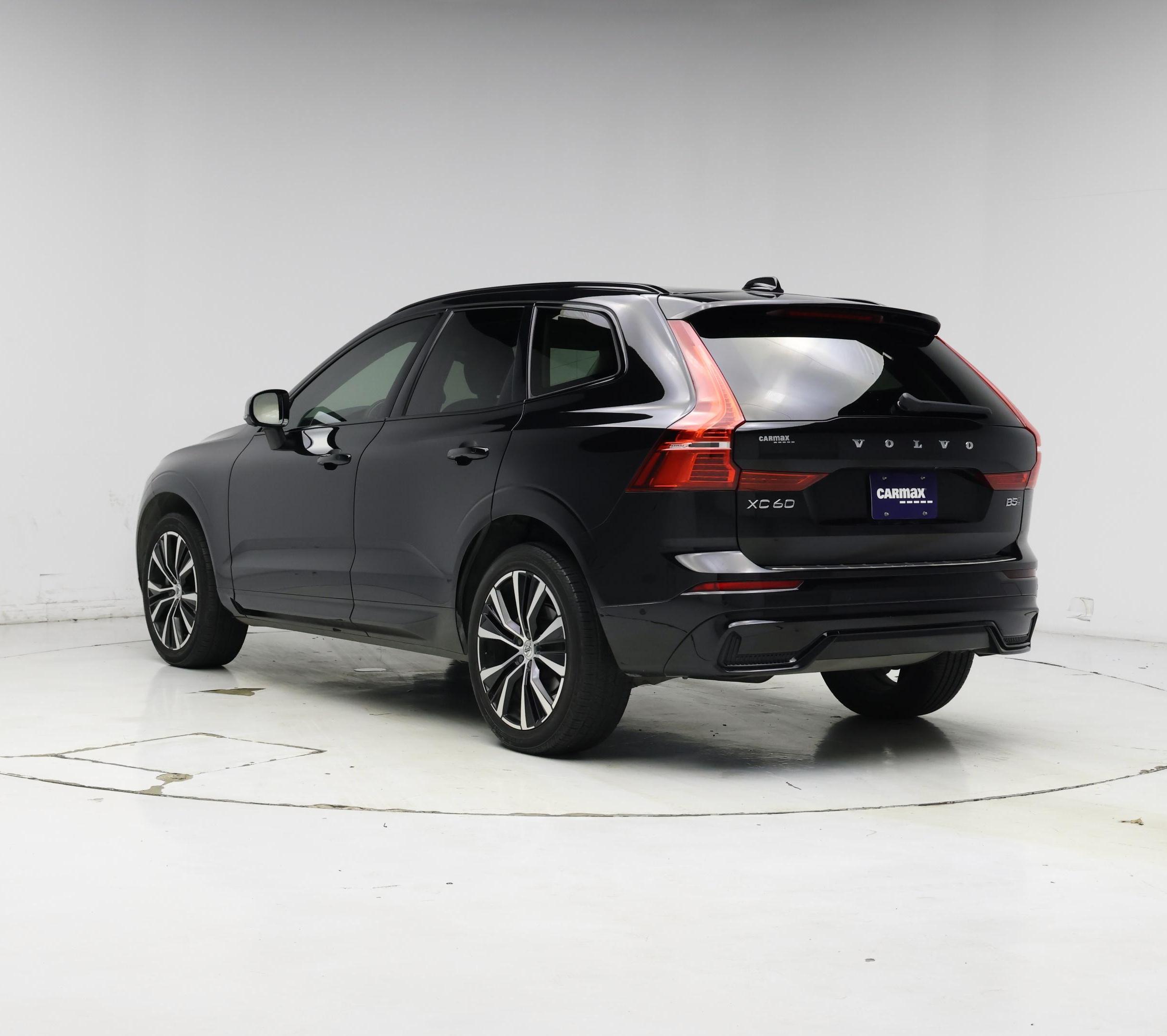 Thumbnail: 2024 Volvo XC60 - 2