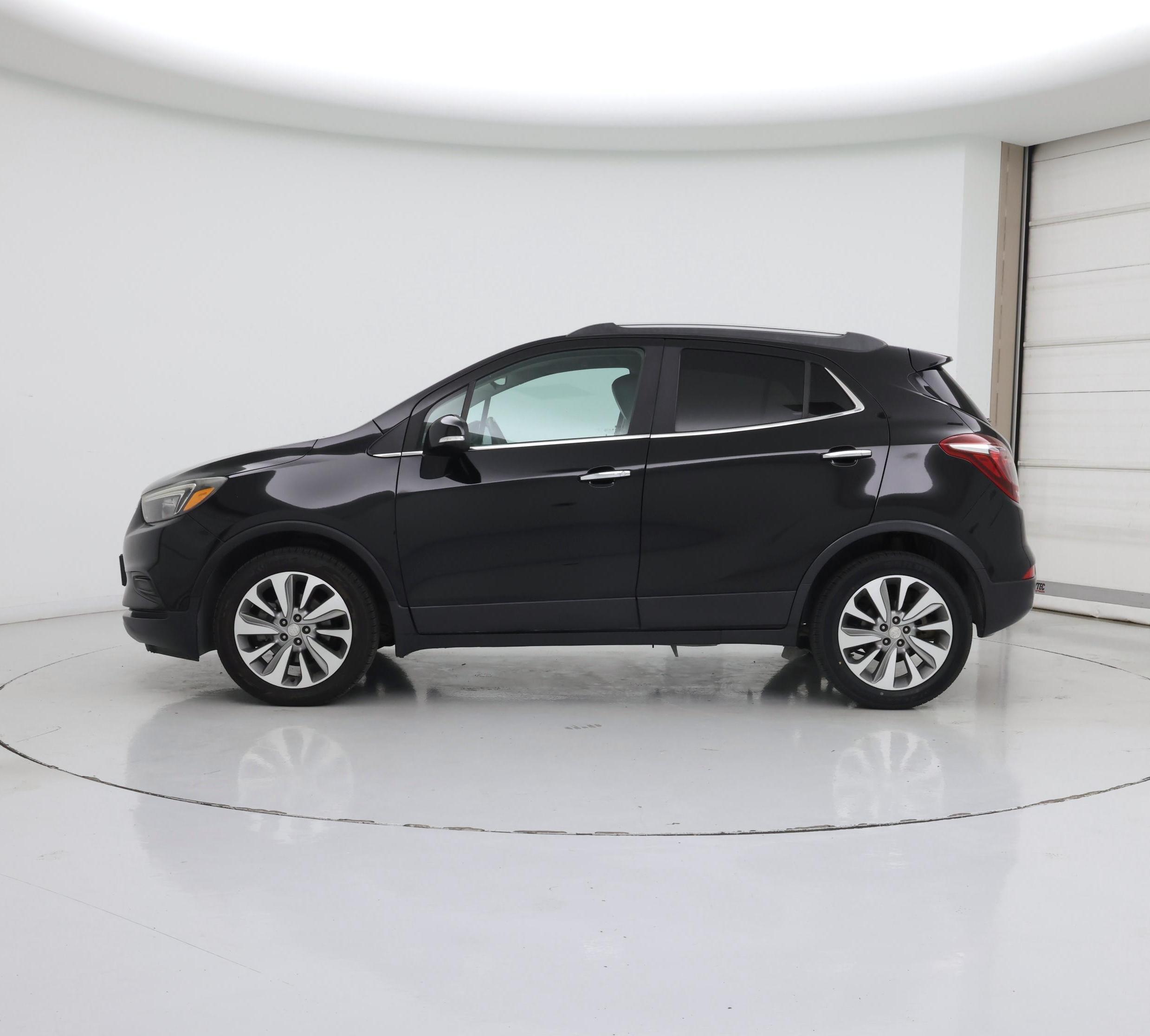Thumbnail: 2018 Buick Encore - 3