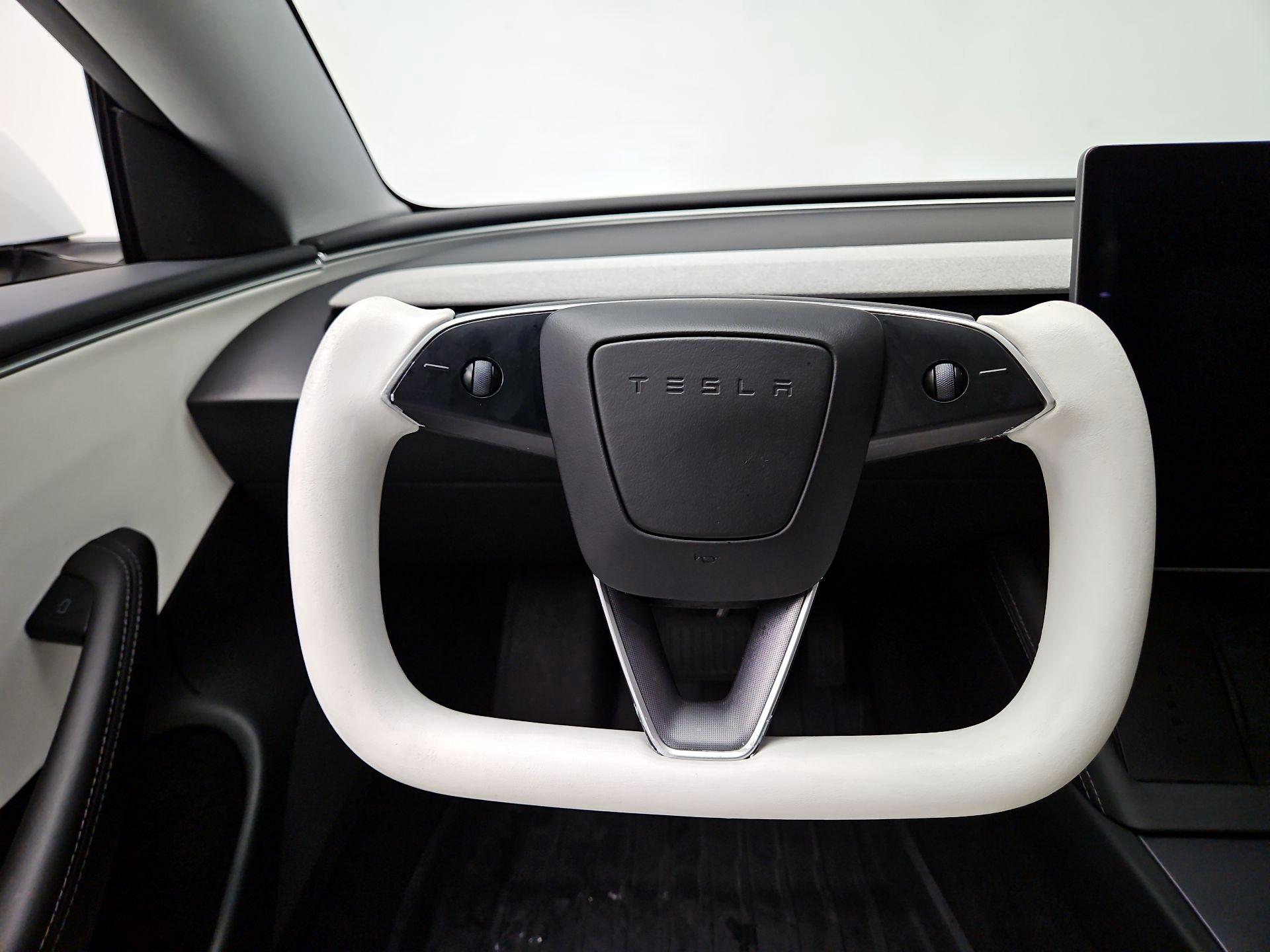 Thumbnail: 2025 Tesla Model 3 - 10