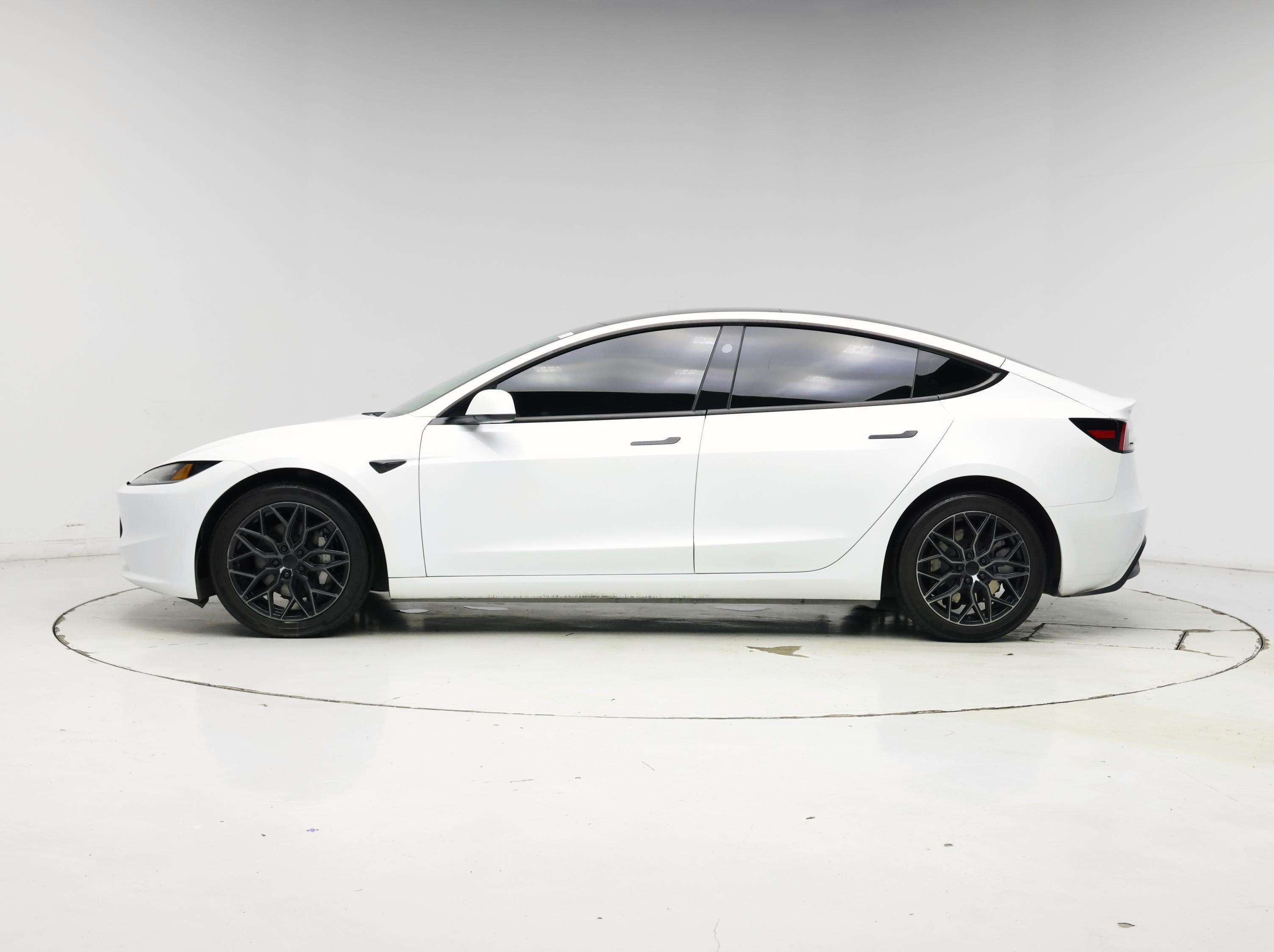 Thumbnail: 2025 Tesla Model 3 - 3