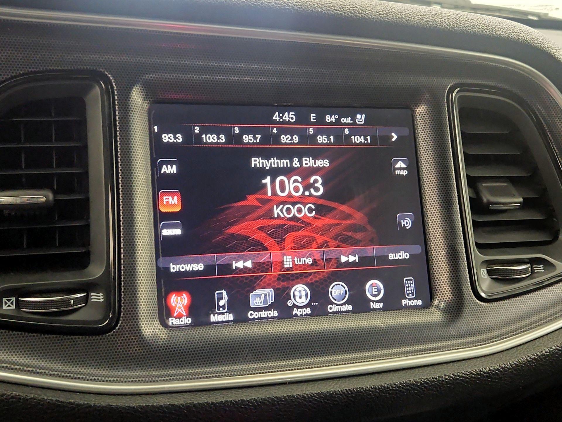 Thumbnail: 2015 Dodge Challenger - 16