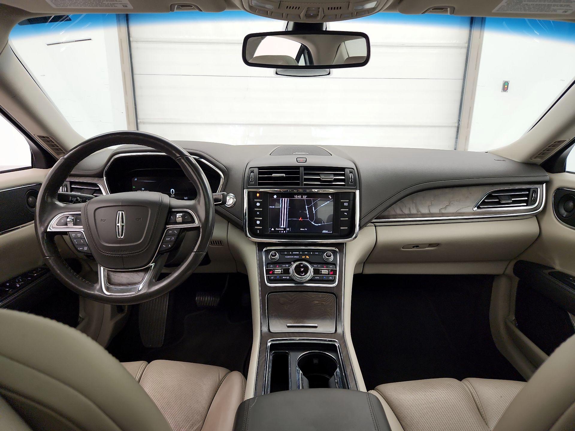 Thumbnail: 2019 Lincoln Continental - 9