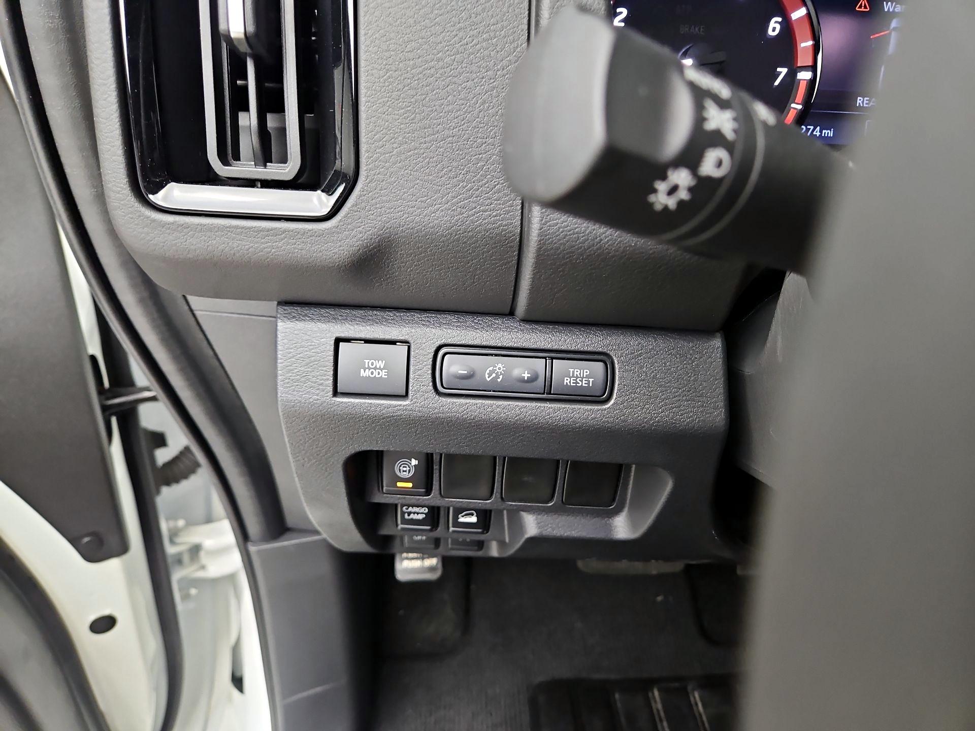 Thumbnail: 2025 Nissan Frontier - 13