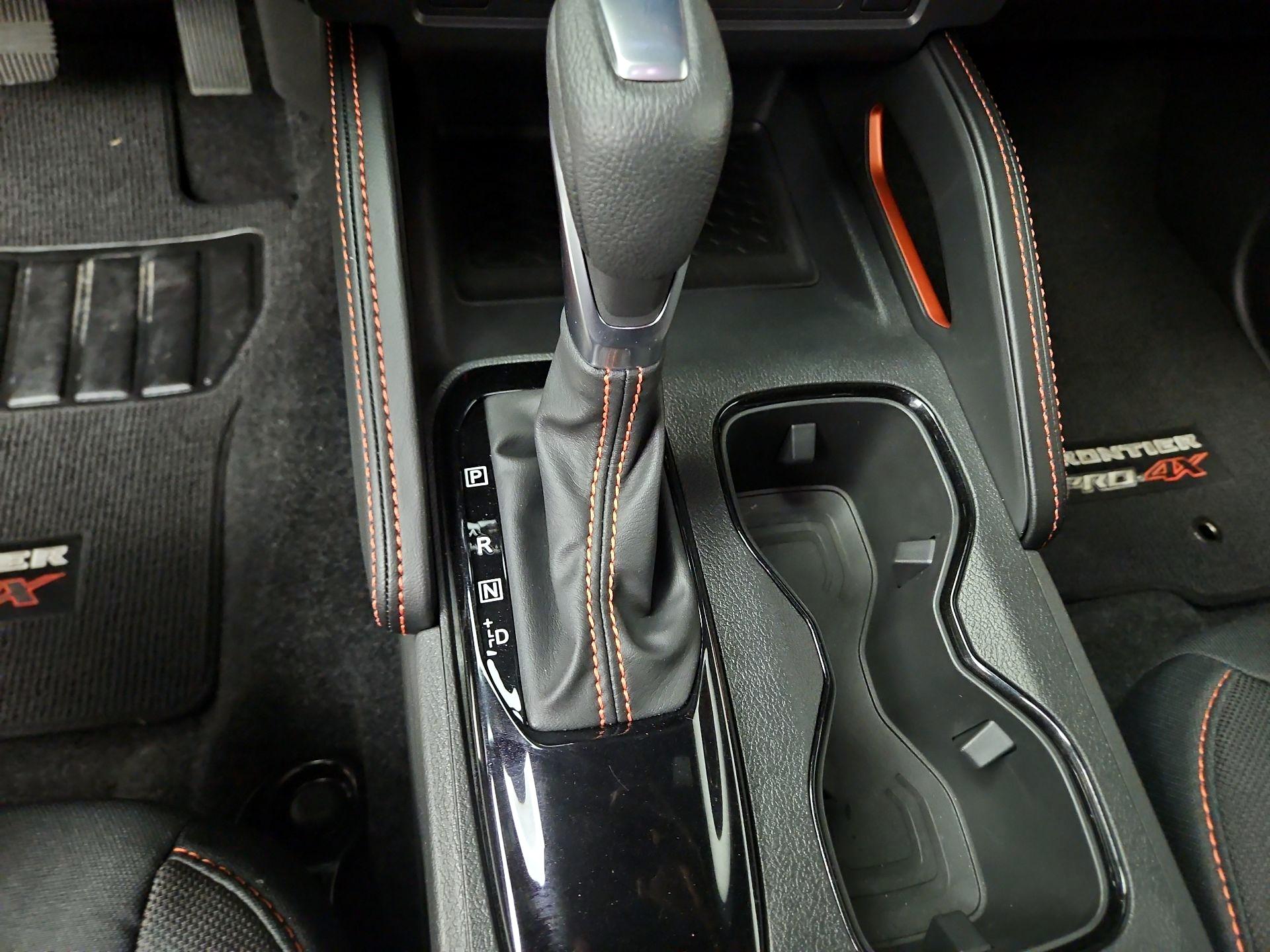 Thumbnail: 2025 Nissan Frontier - 17