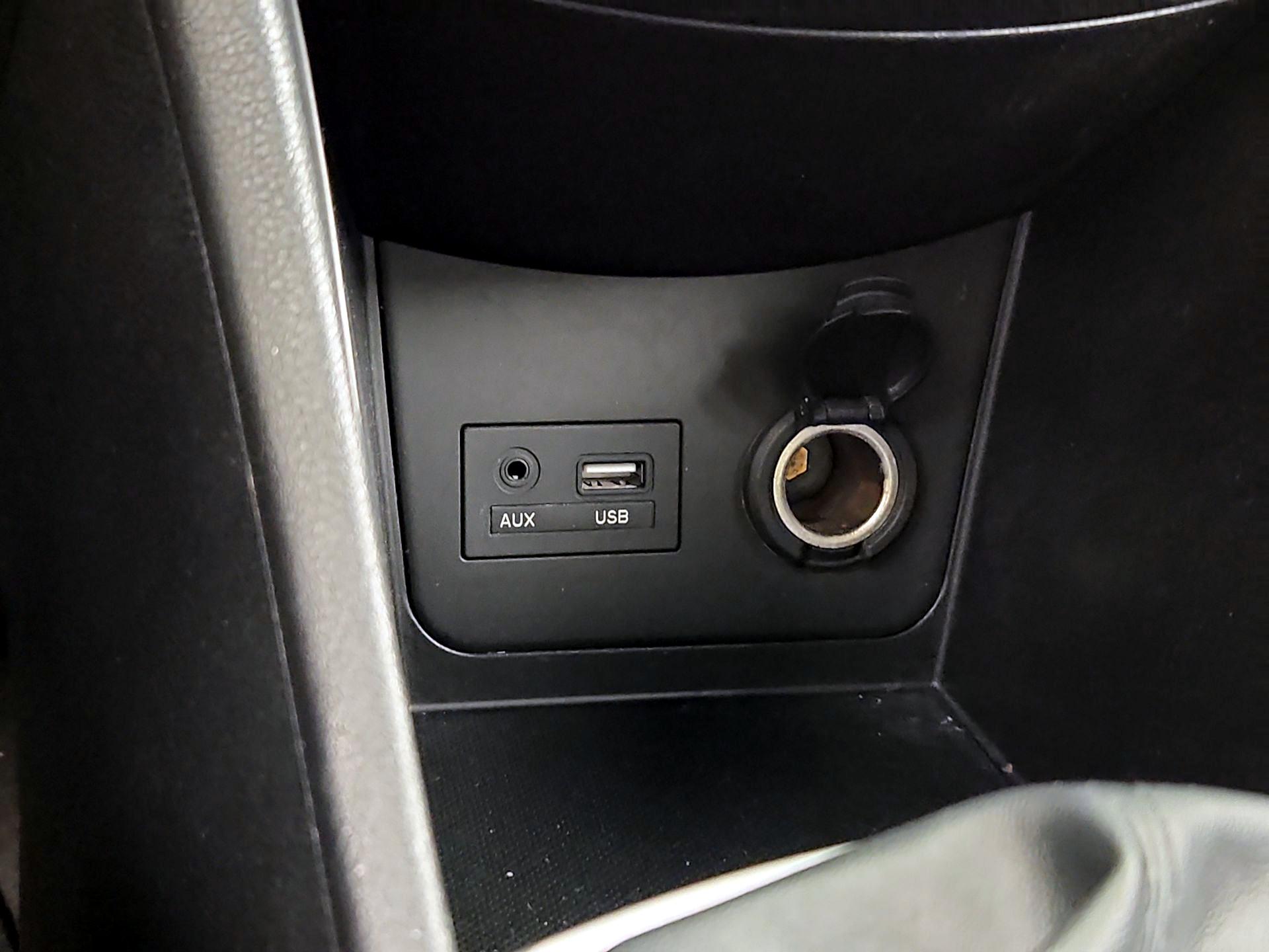 Thumbnail: 2014 Hyundai Accent - 17