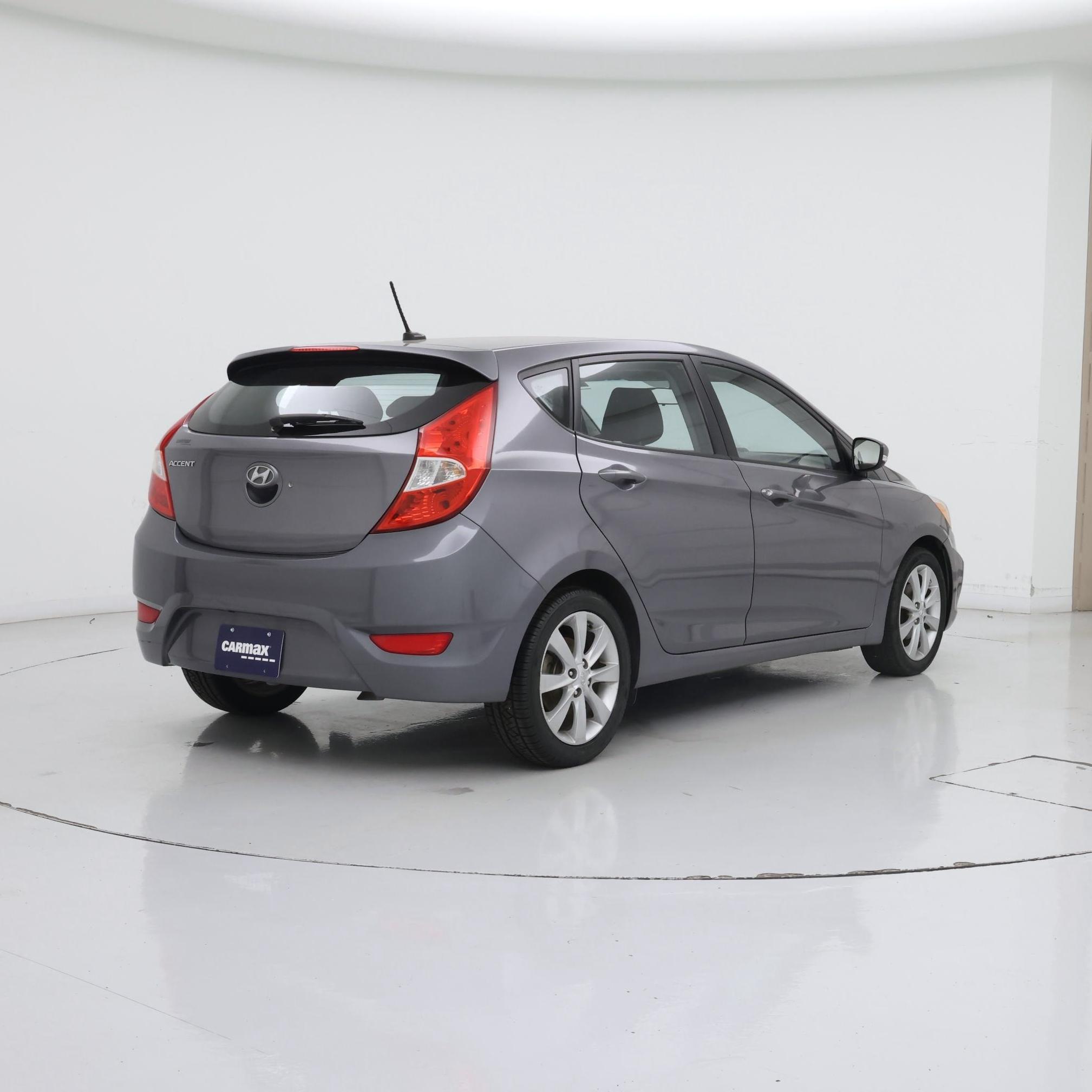 Thumbnail: 2014 Hyundai Accent - 8