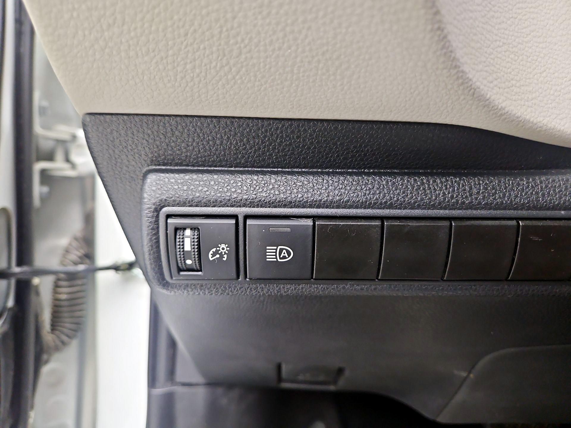 Thumbnail: 2021 Toyota Corolla - 13