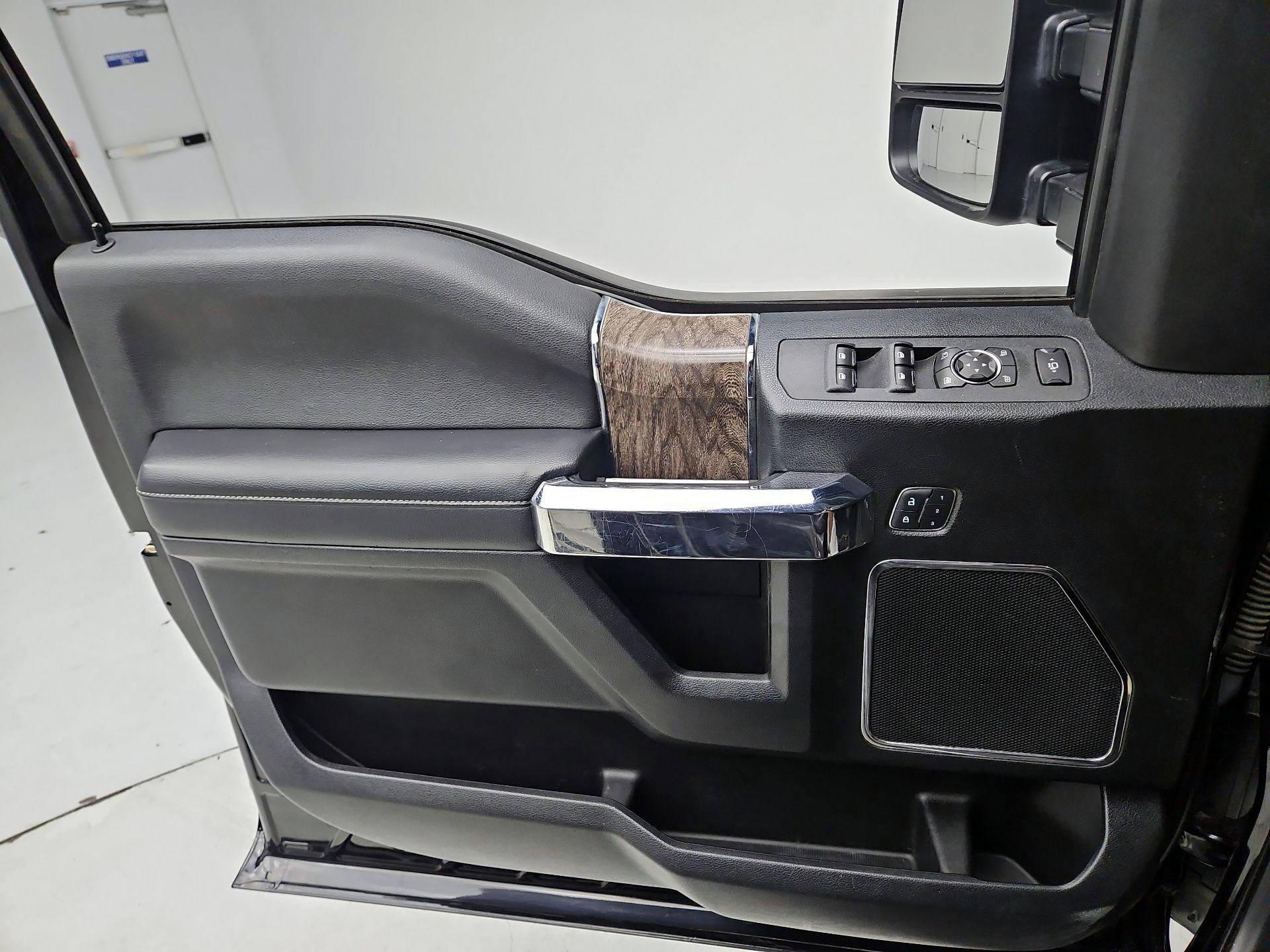 Thumbnail: 2018 Ford F-250 - 12