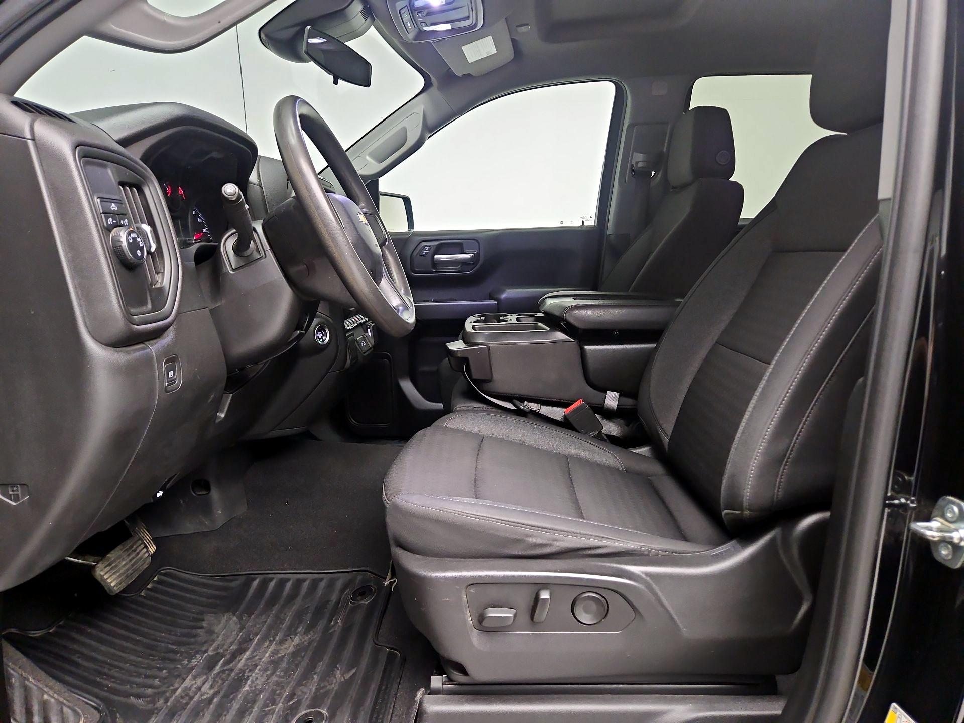Thumbnail: 2023 Chevrolet Silverado 1500 - 11