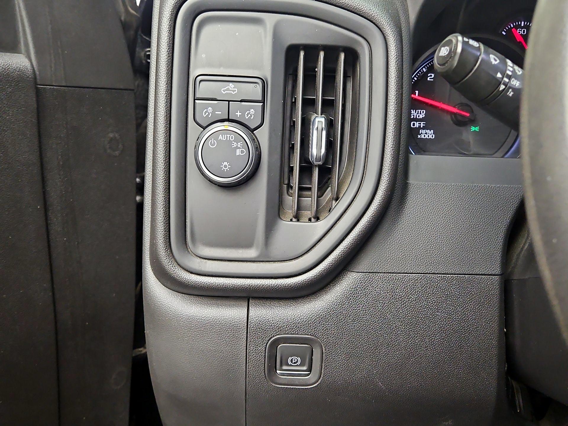 Thumbnail: 2023 Chevrolet Silverado 1500 - 13
