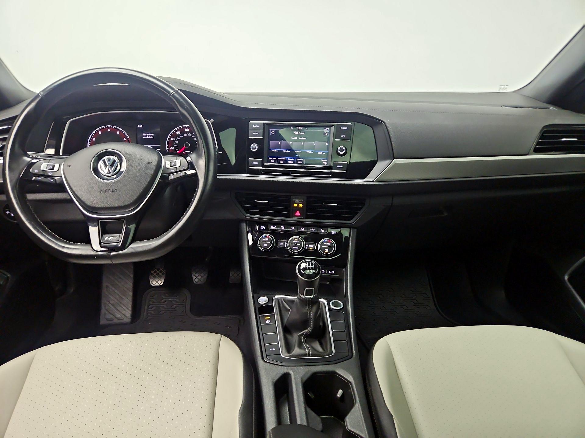 Thumbnail: 2021 Volkswagen Jetta - 9