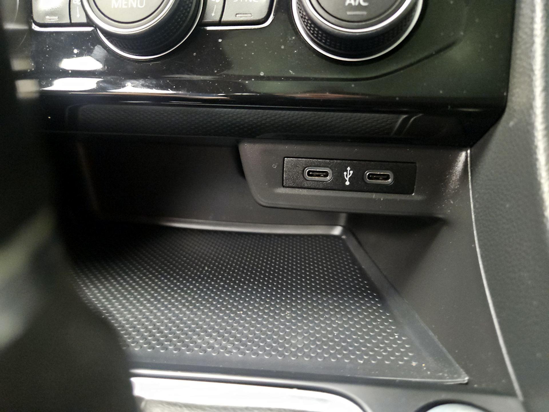 Thumbnail: 2021 Volkswagen Jetta - 18