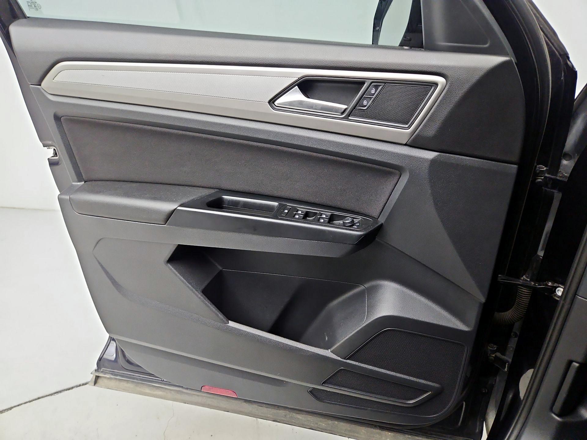 Thumbnail: 2020 Volkswagen Atlas - 12