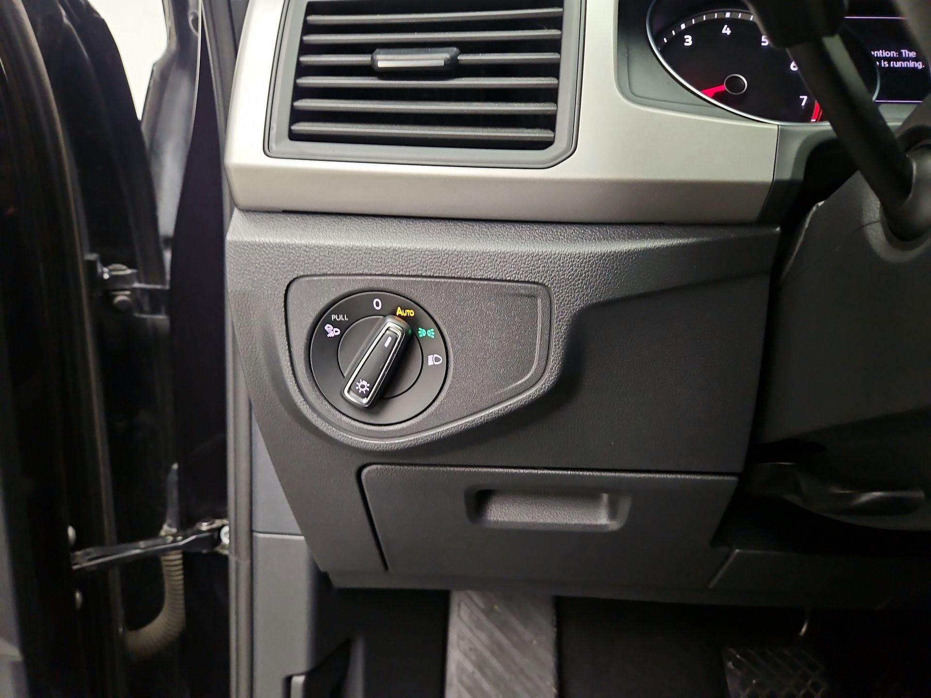 Thumbnail: 2020 Volkswagen Atlas - 13