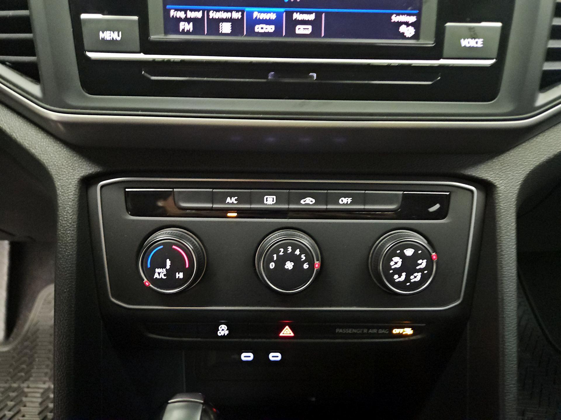 Thumbnail: 2020 Volkswagen Atlas - 16