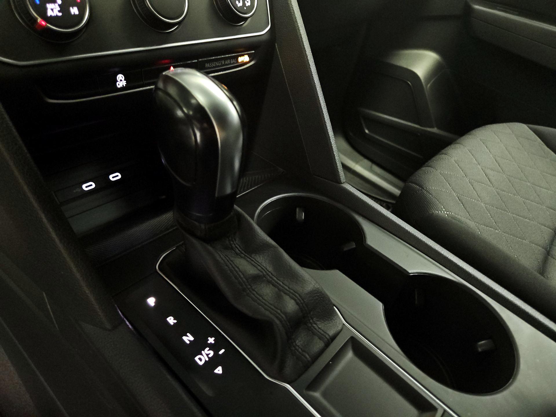 Thumbnail: 2020 Volkswagen Atlas - 17