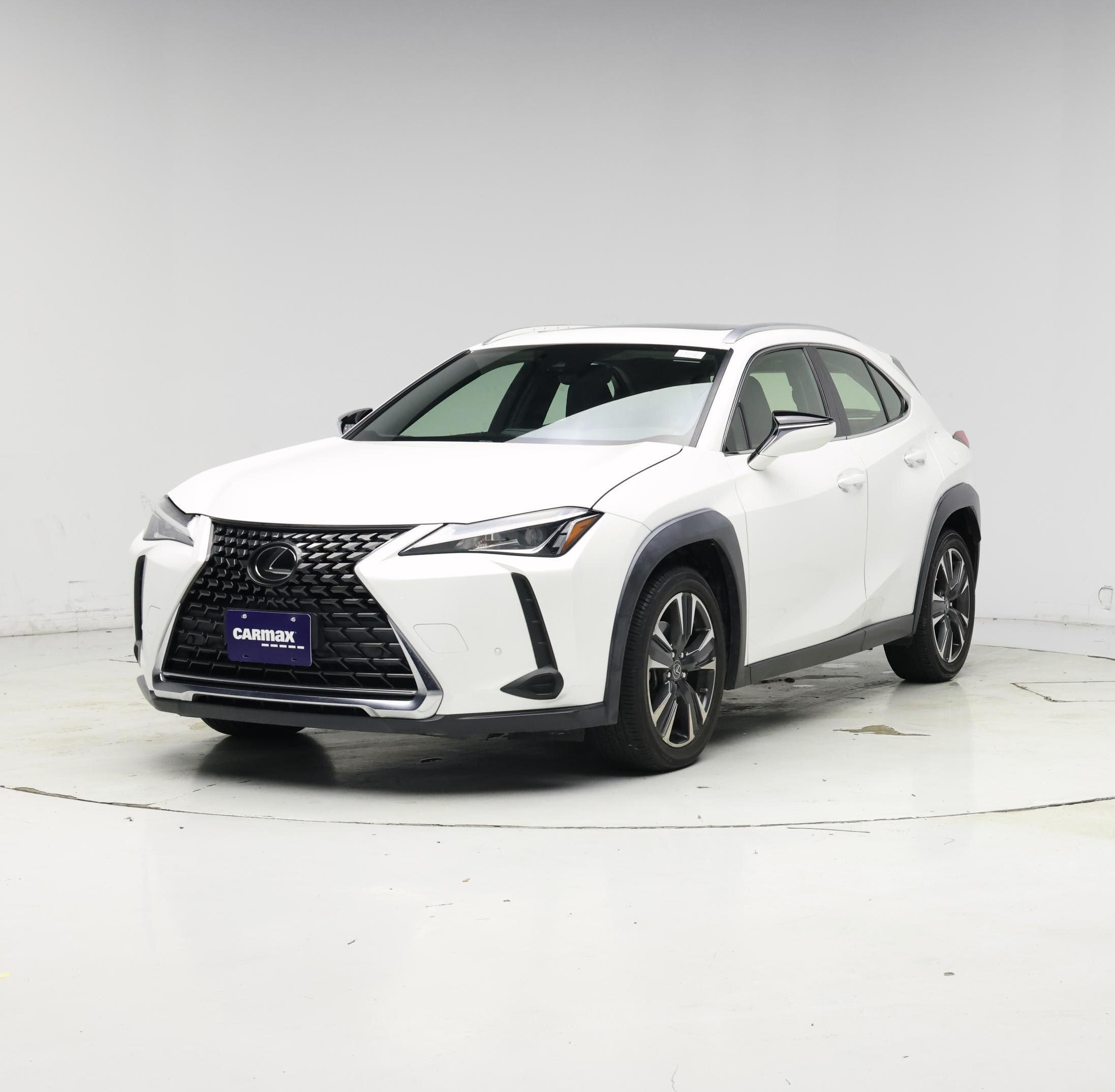 Thumbnail: 2019 Lexus UX - 4