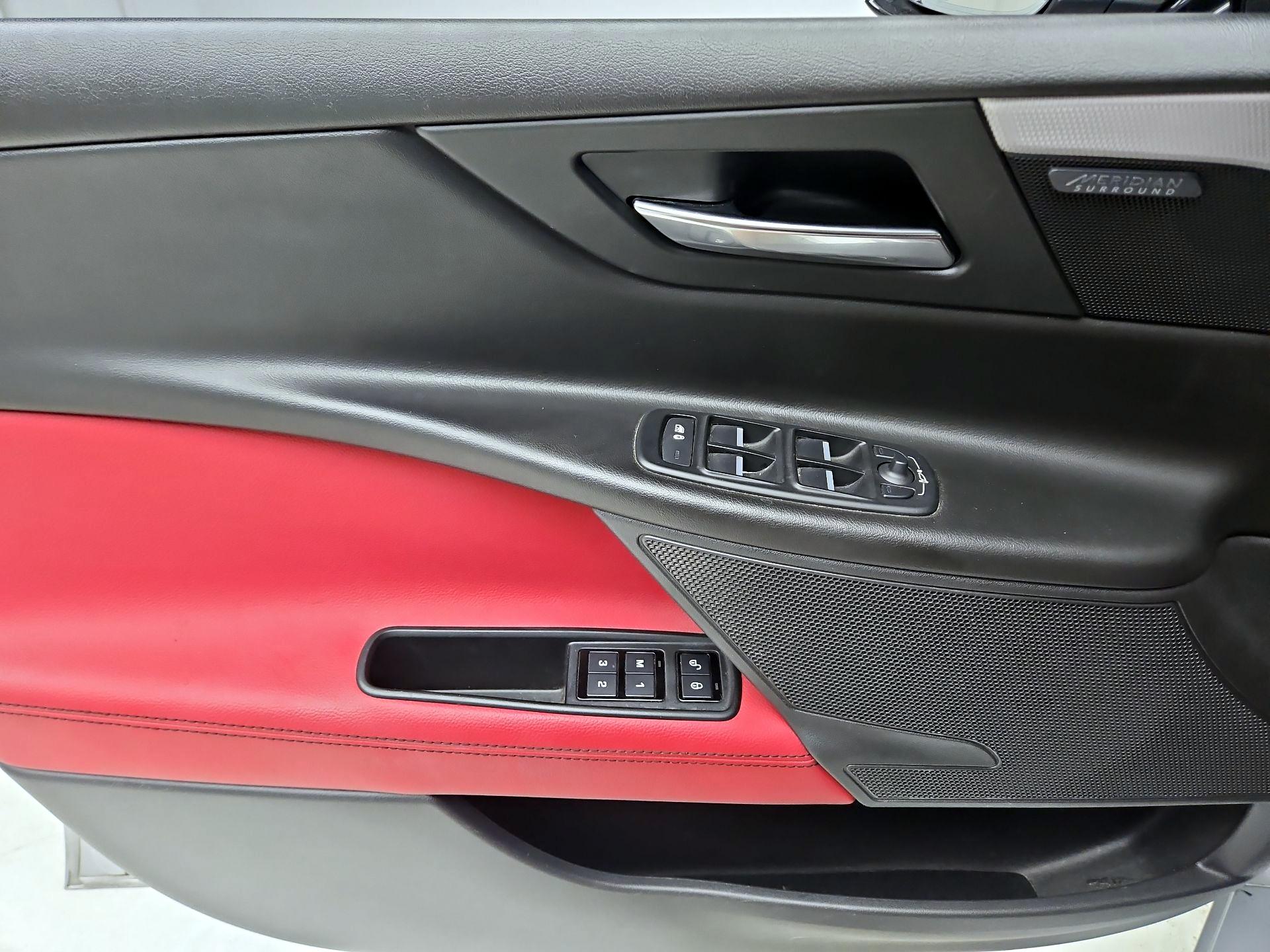 Thumbnail: 2018 Jaguar XE - 12