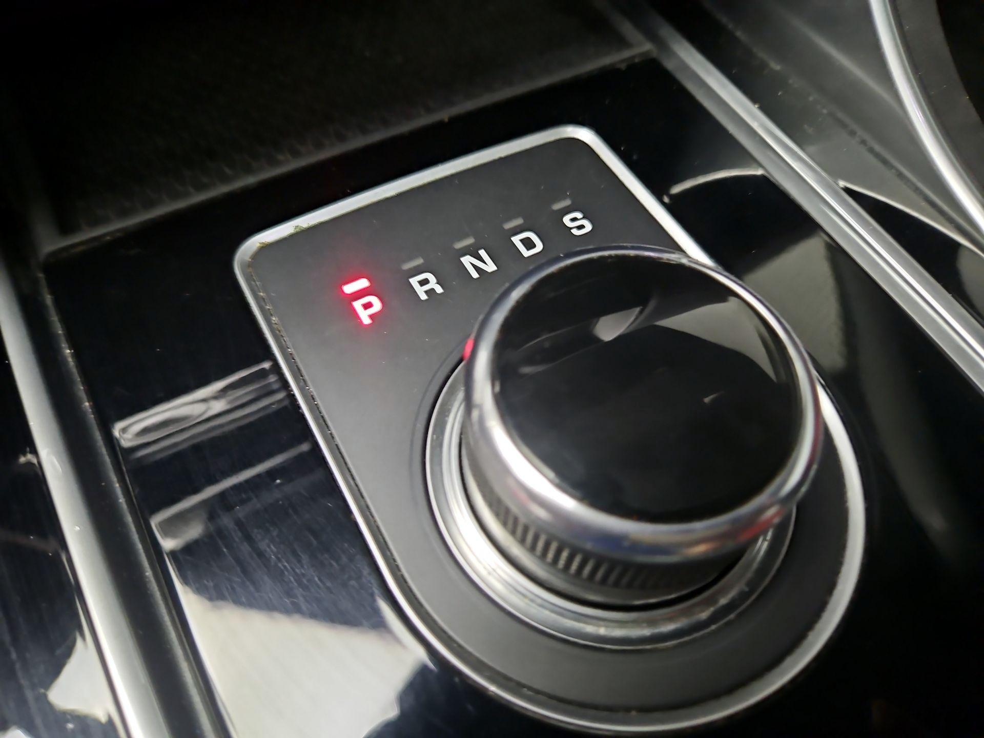 Thumbnail: 2018 Jaguar XE - 17