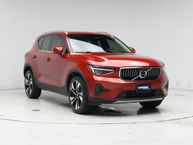 Red 2023 Volvo XC40 B5 Plus Bright Theme AWD SUV / Crossover All-Wheel Drive Automatic