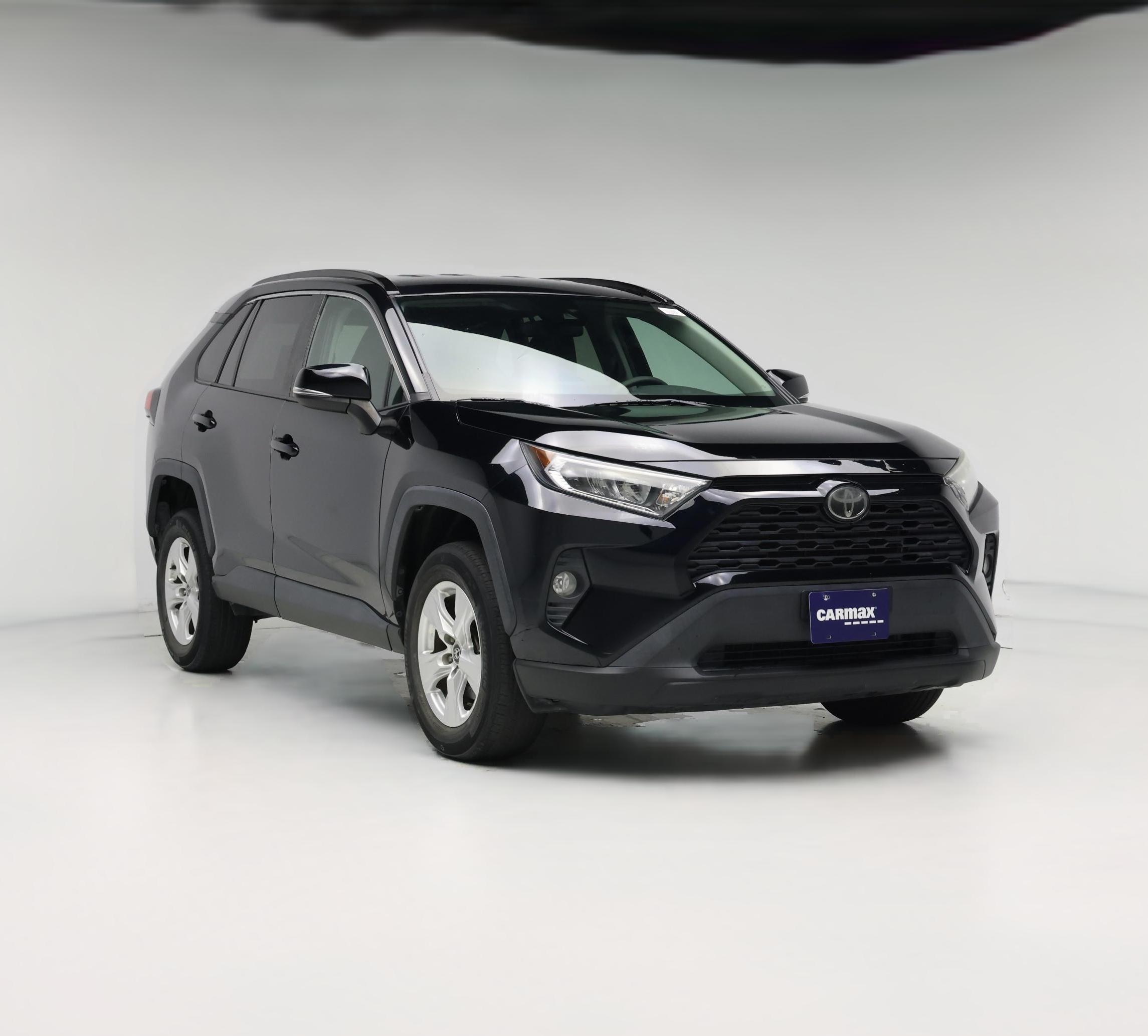 Thumbnail: 2020 Toyota RAV4 - 1