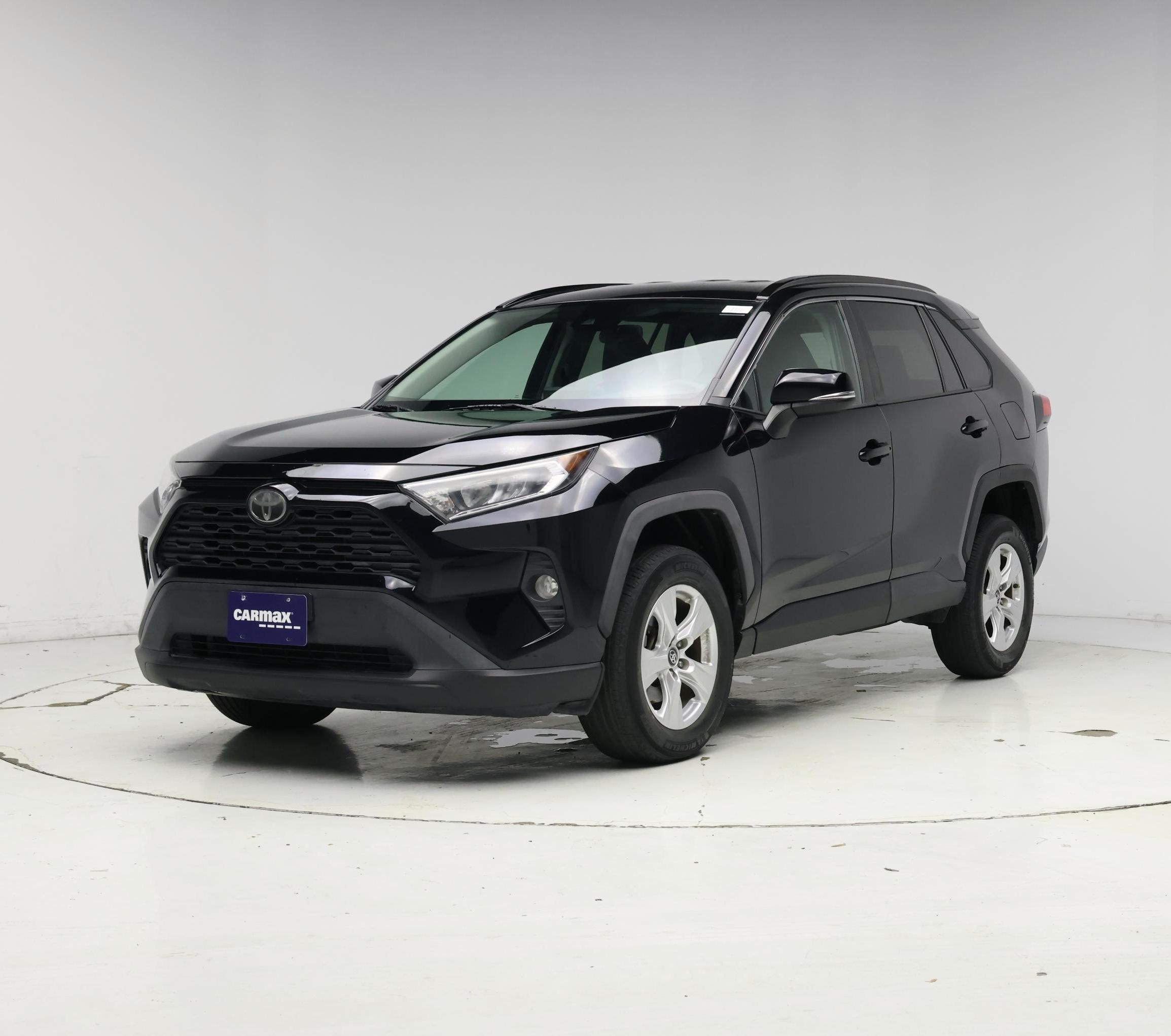 Thumbnail: 2020 Toyota RAV4 - 4