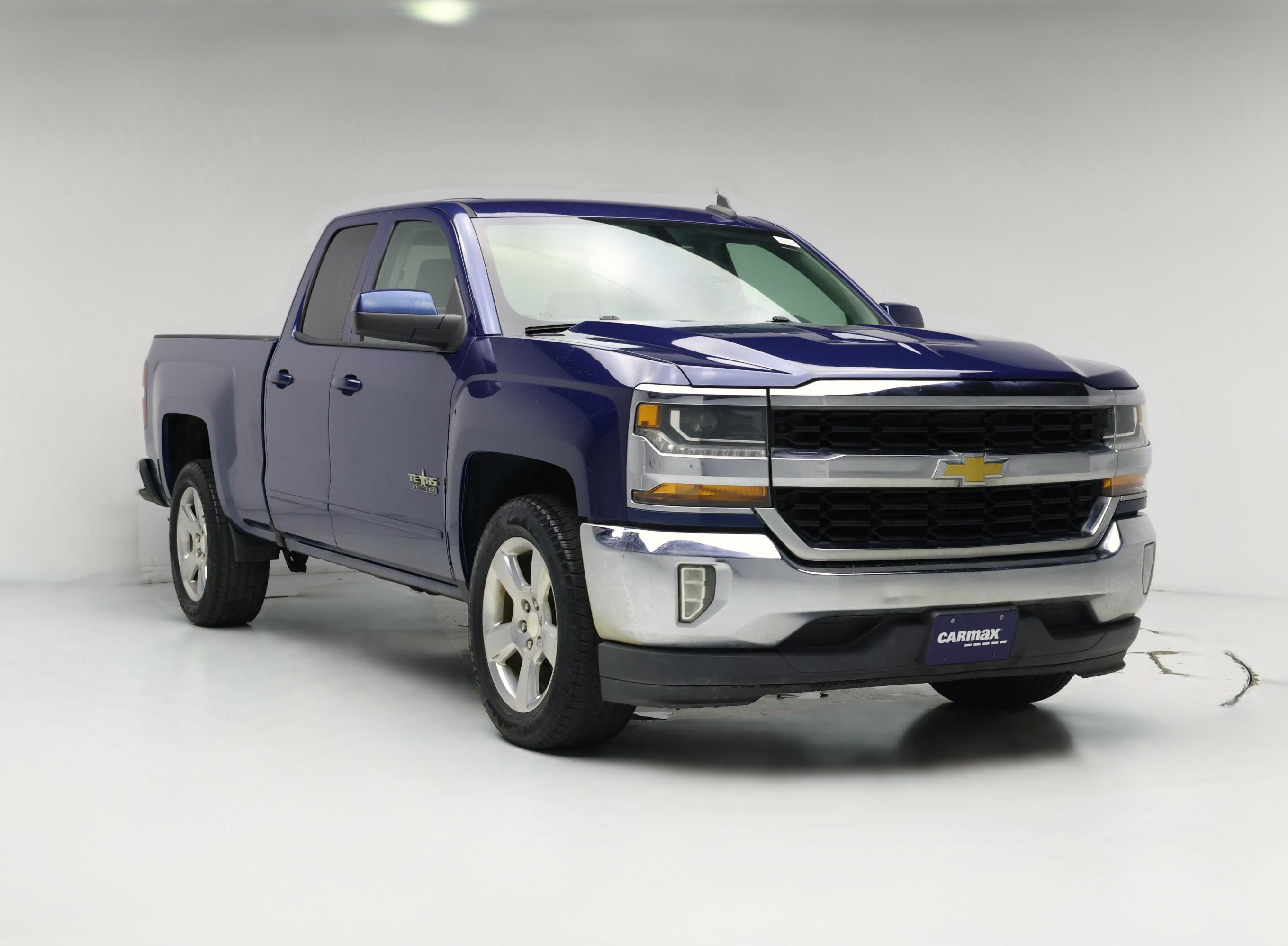 Thumbnail: 2017 Chevrolet Silverado 1500 - 1