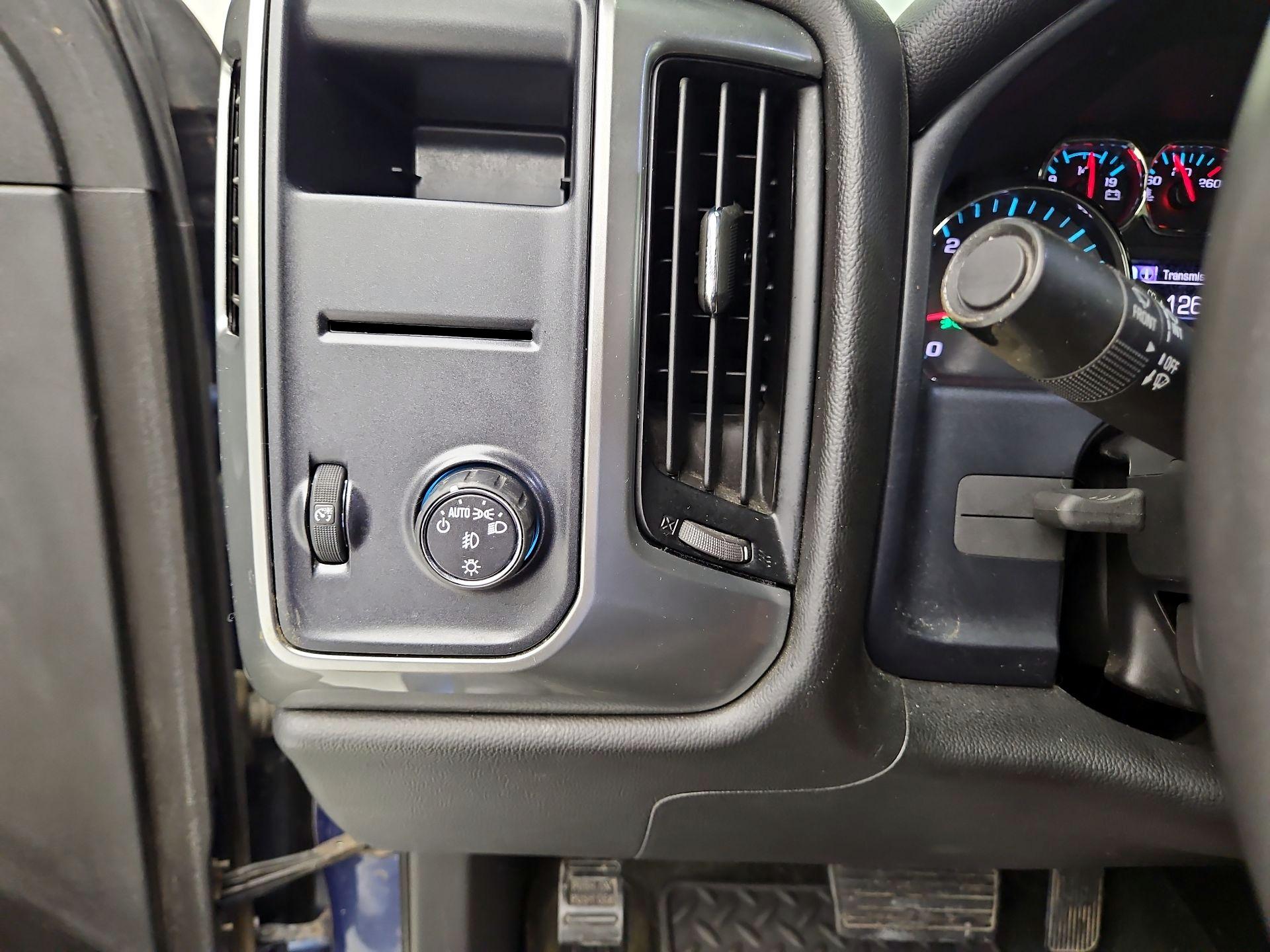 Thumbnail: 2017 Chevrolet Silverado 1500 - 13