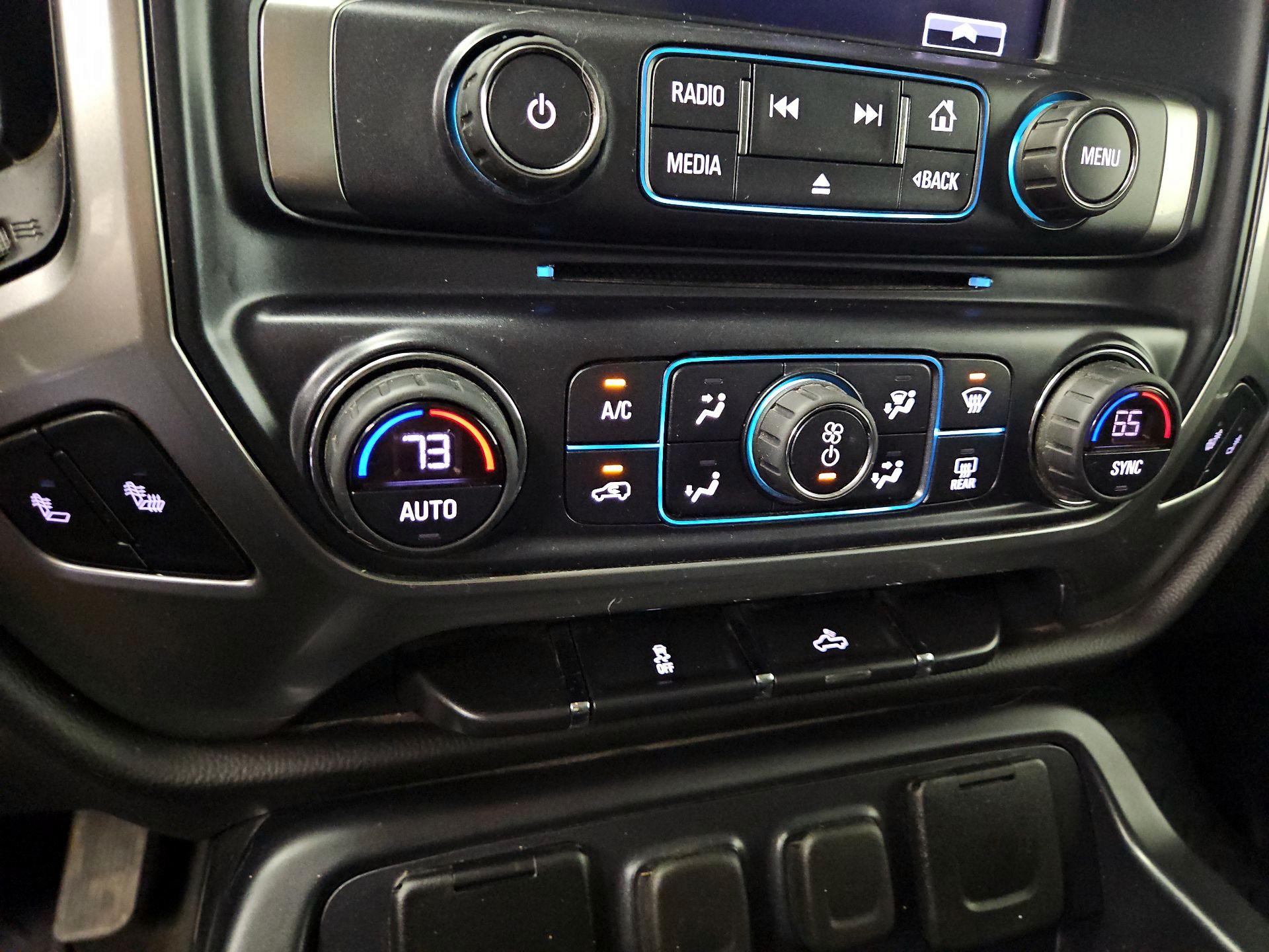 Thumbnail: 2017 Chevrolet Silverado 1500 - 16