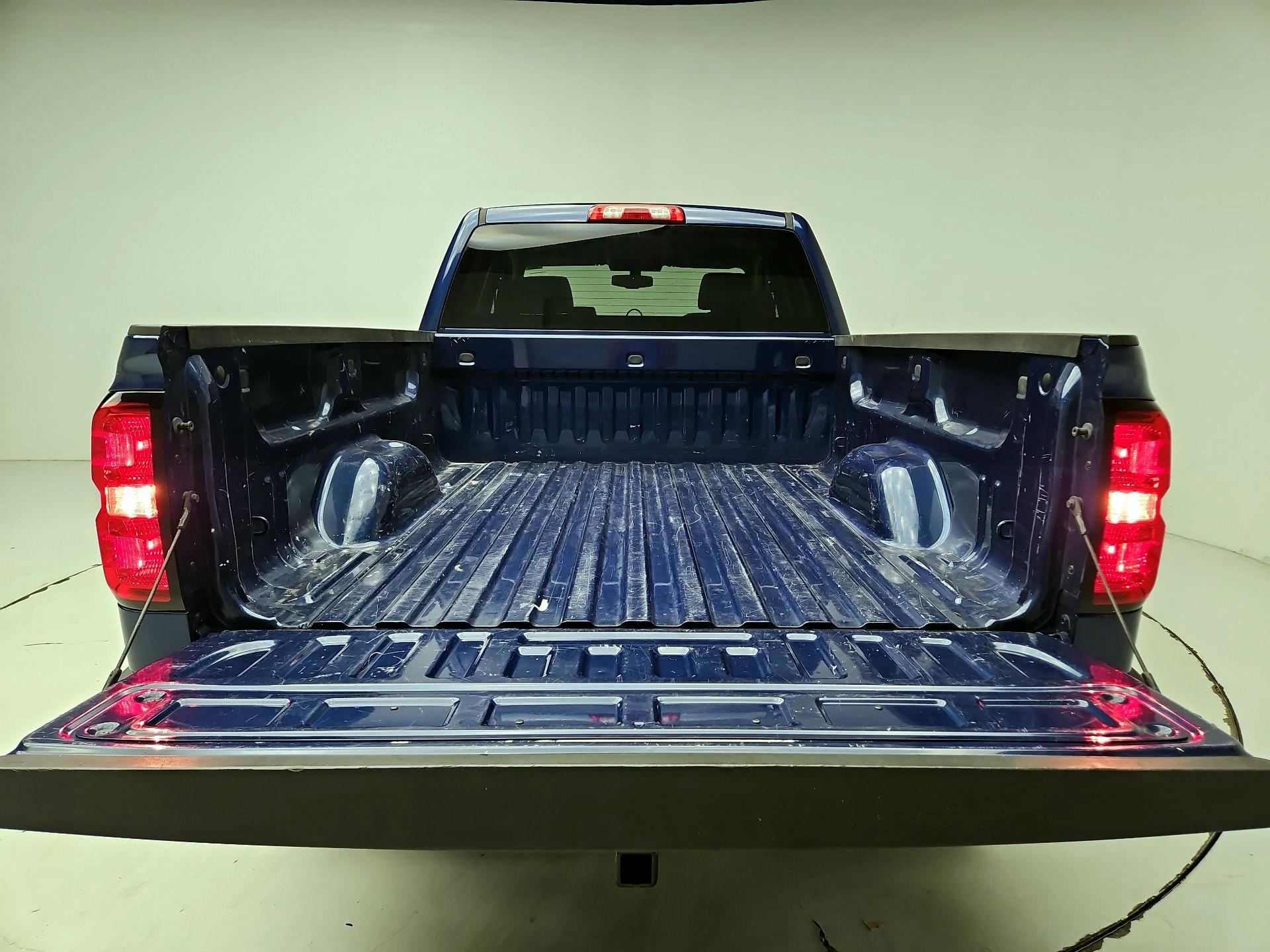 Thumbnail: 2017 Chevrolet Silverado 1500 - 20