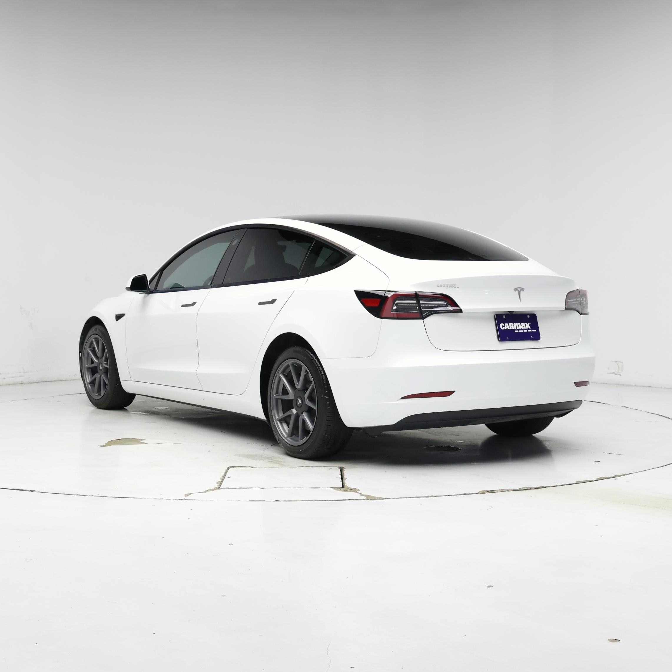 Thumbnail: 2023 Tesla Model 3 - 2