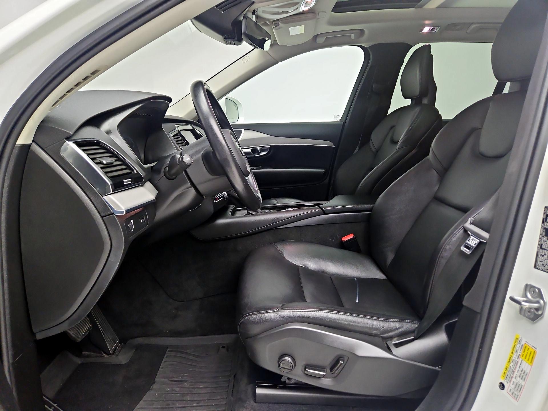 Thumbnail: 2021 Volvo XC90 - 11