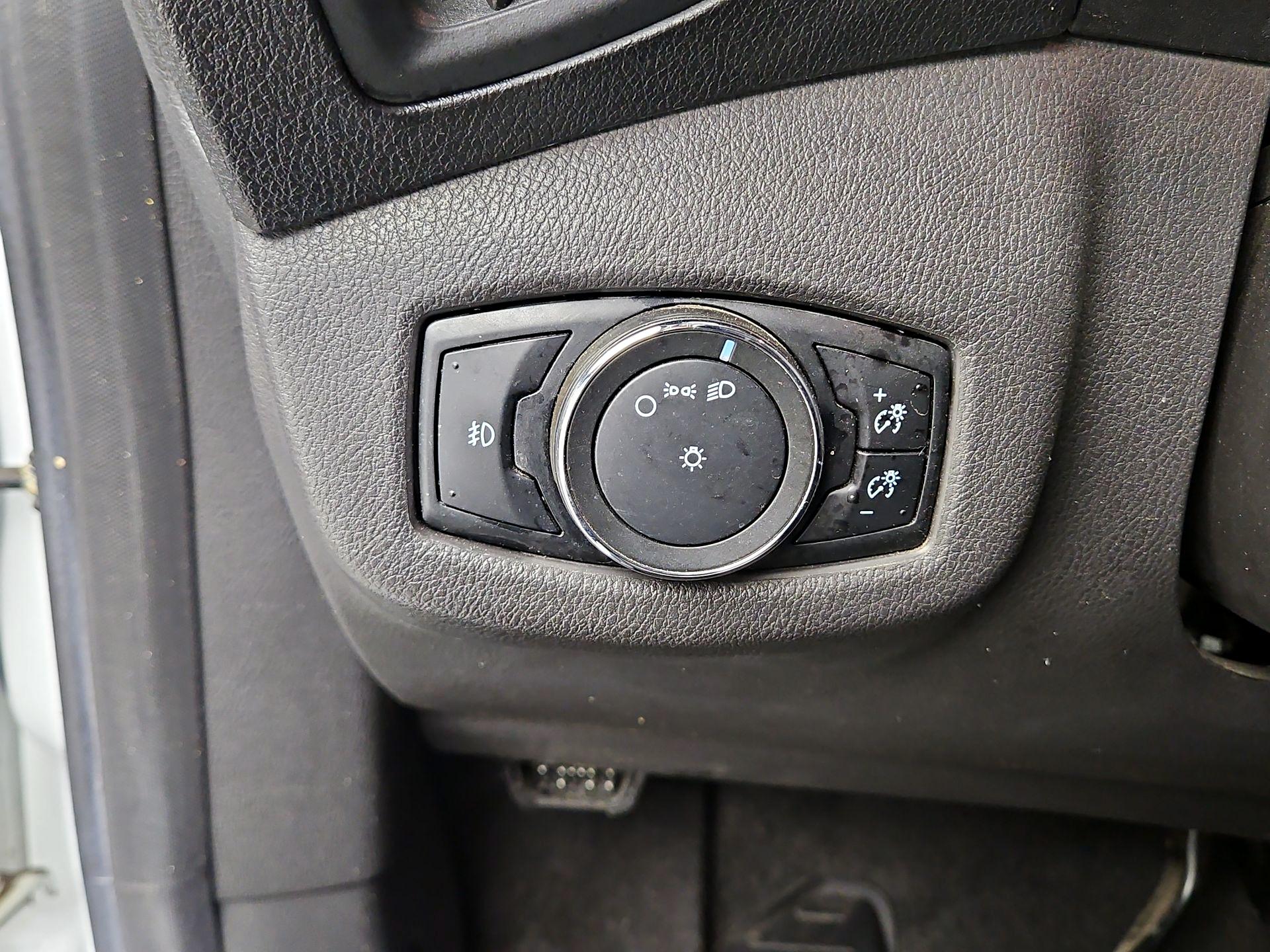 Thumbnail: 2018 Ford Transit Series - 13