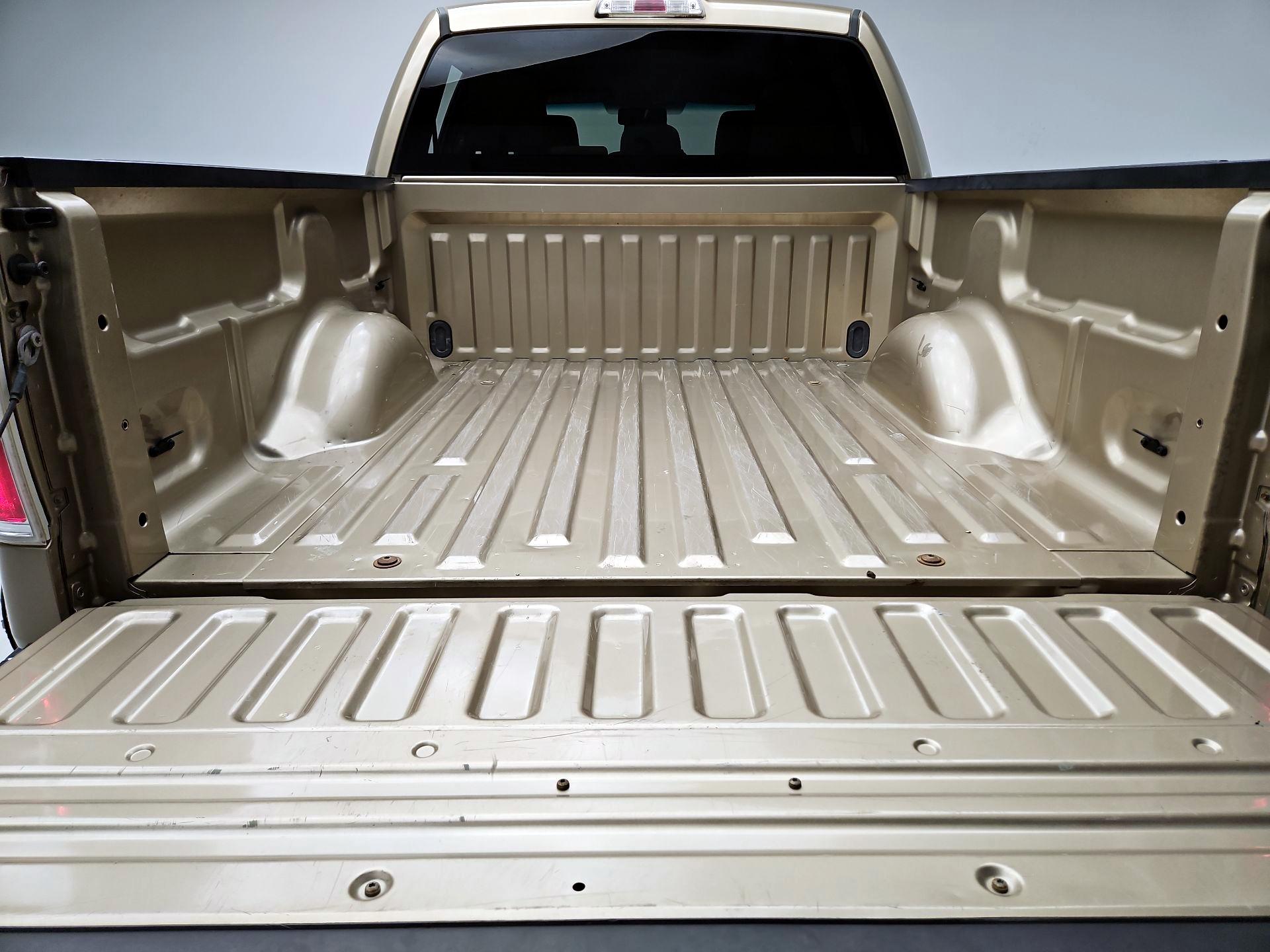 Thumbnail: 2014 Ford F-150 - 20