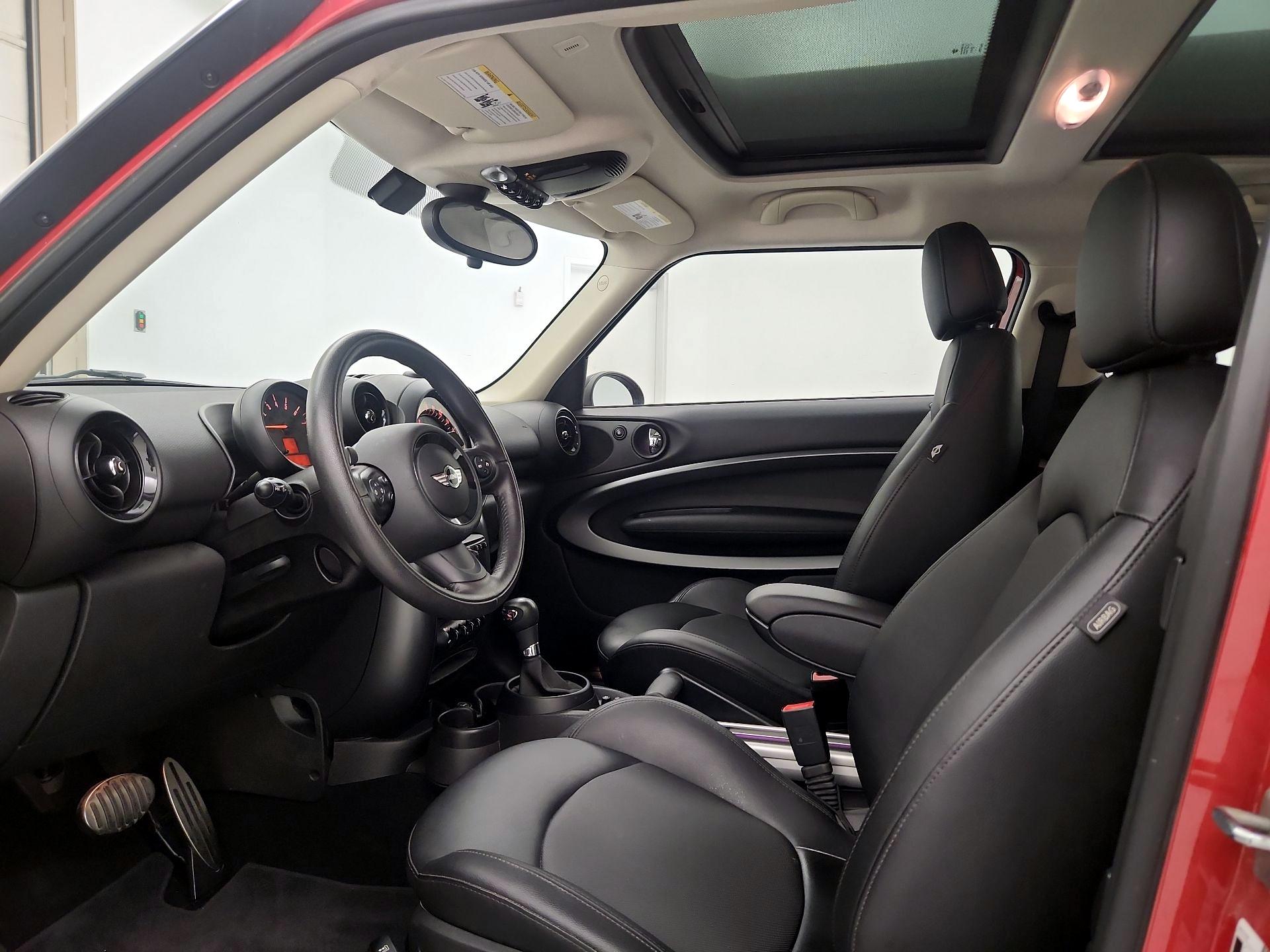 Thumbnail: 2015 MINI Cooper Paceman - 11