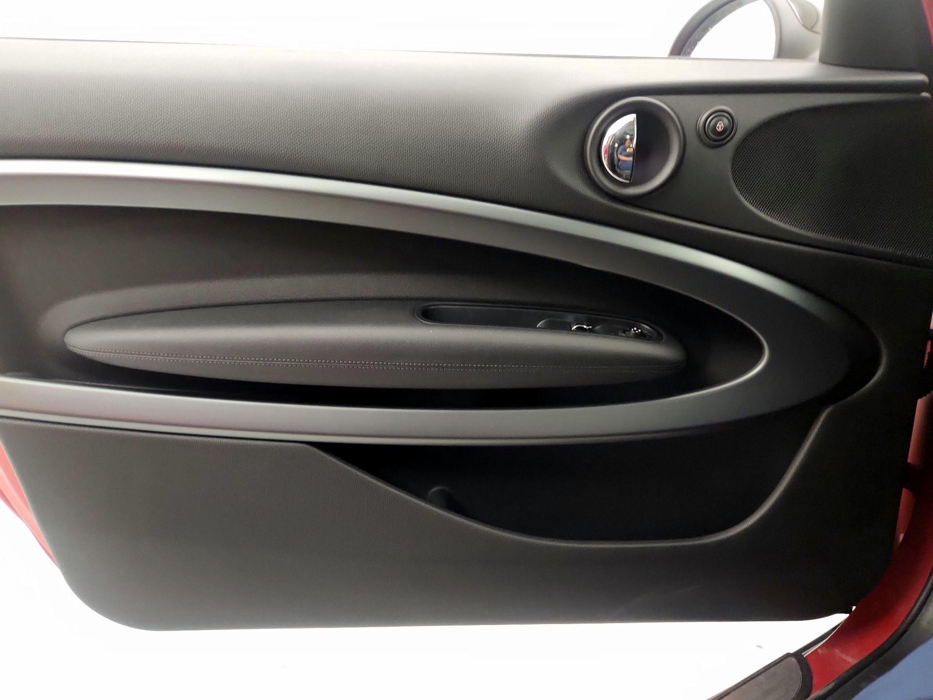 Thumbnail: 2015 MINI Cooper Paceman - 12