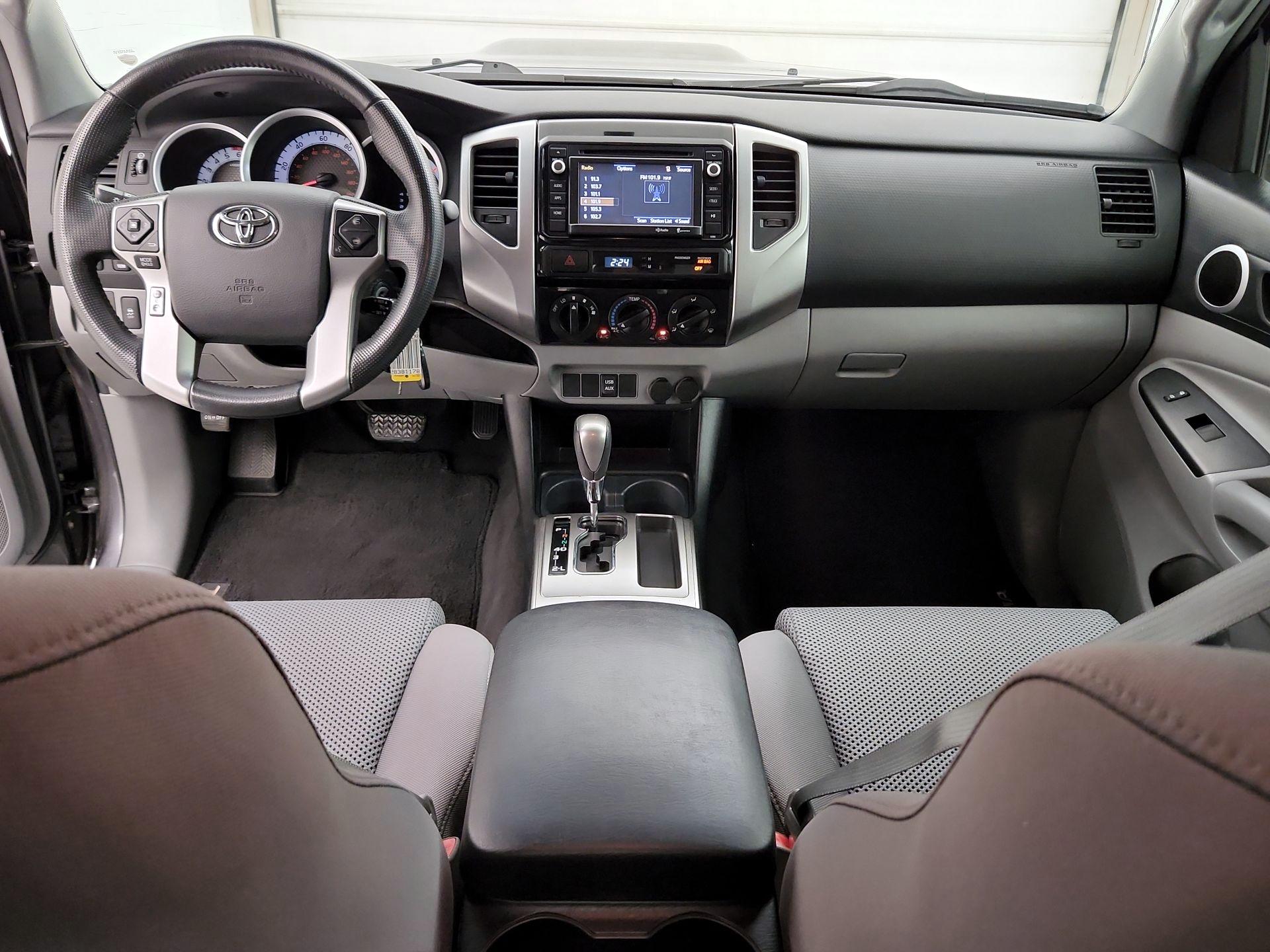 Thumbnail: 2014 Toyota Tacoma - 9