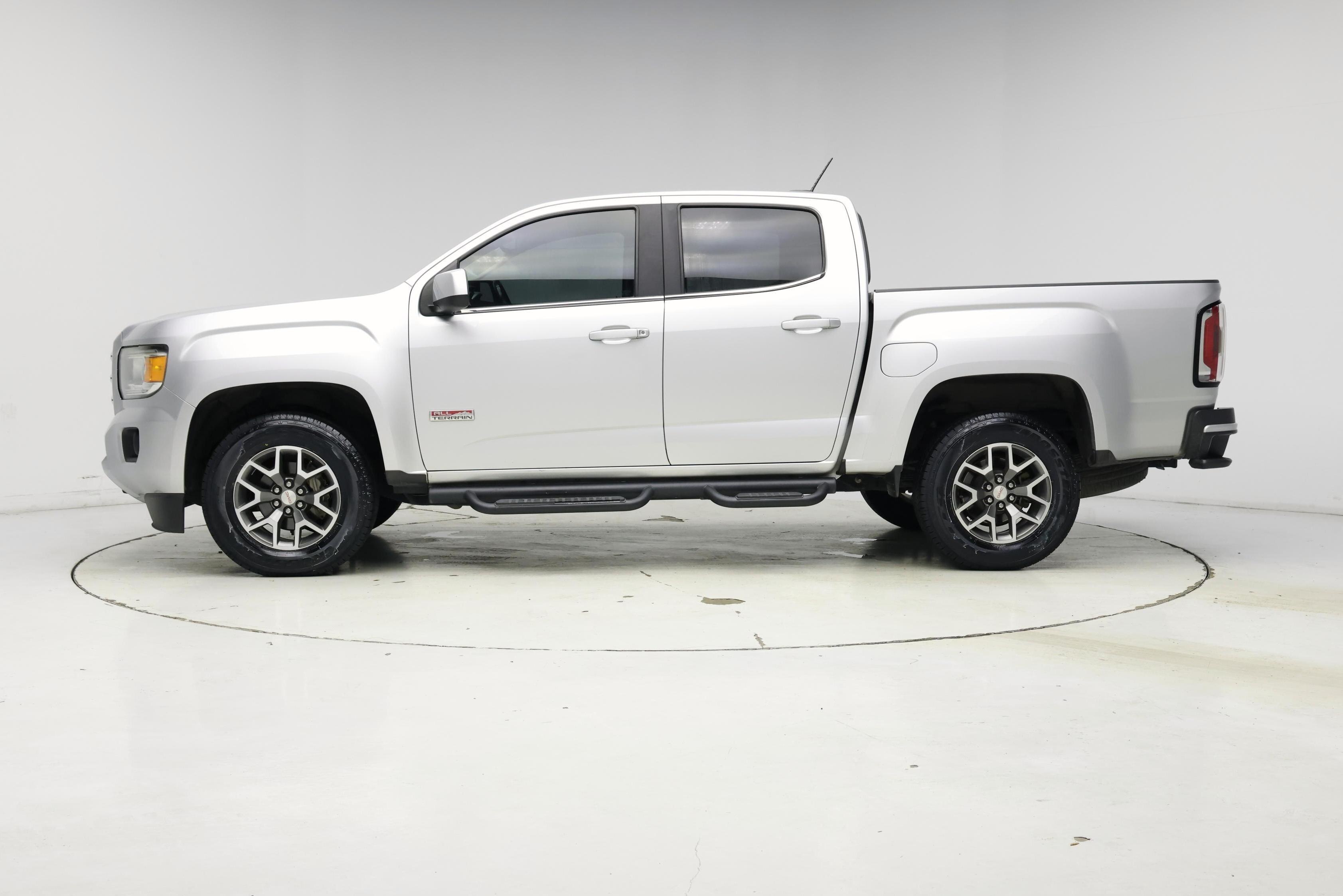 Thumbnail: 2017 GMC Canyon - 3