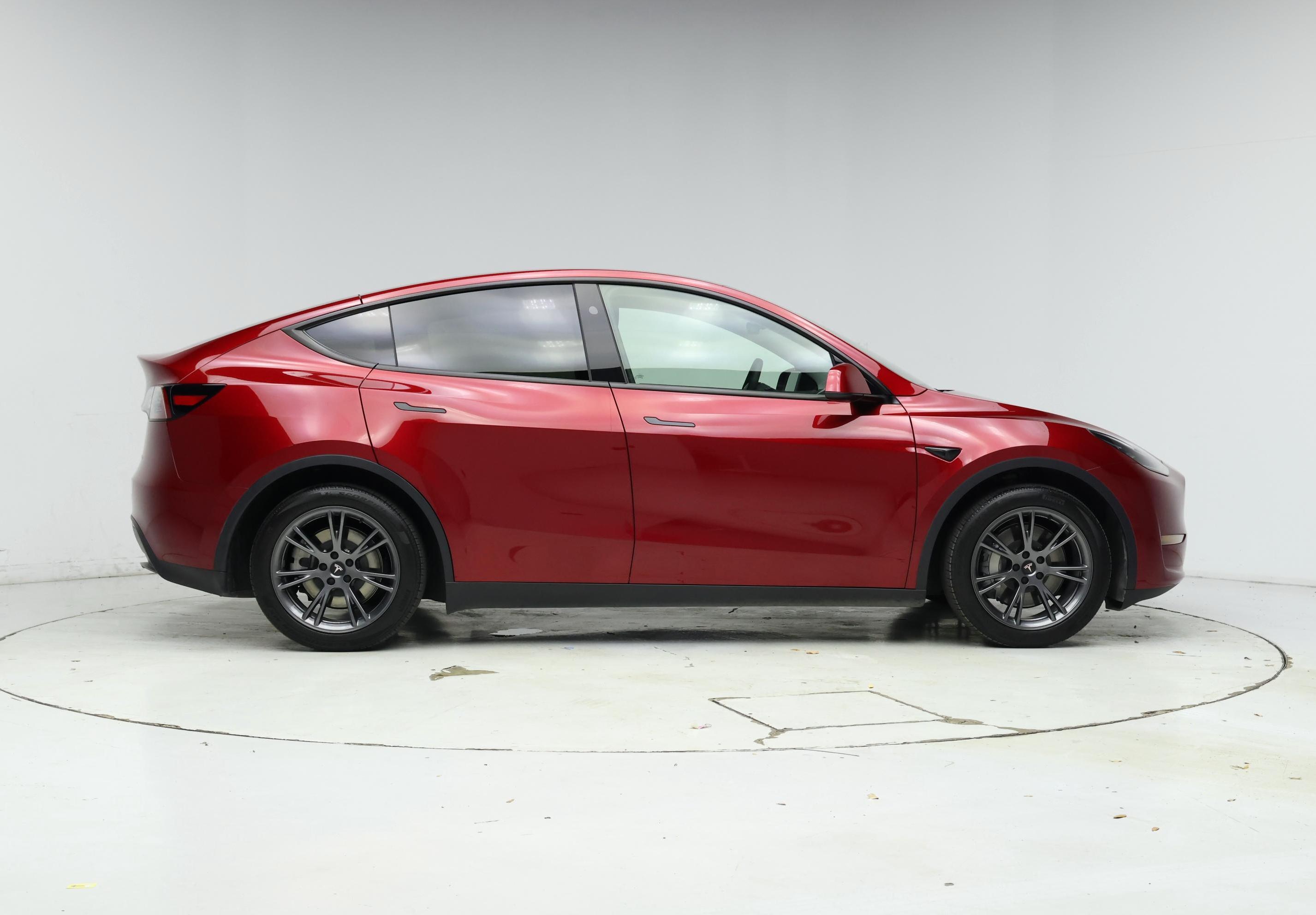 Thumbnail: 2024 Tesla Model Y - 7