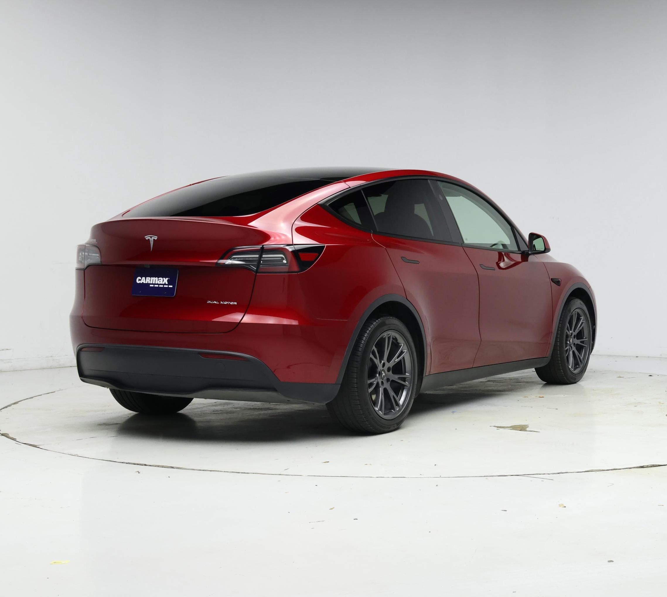 Thumbnail: 2024 Tesla Model Y - 8