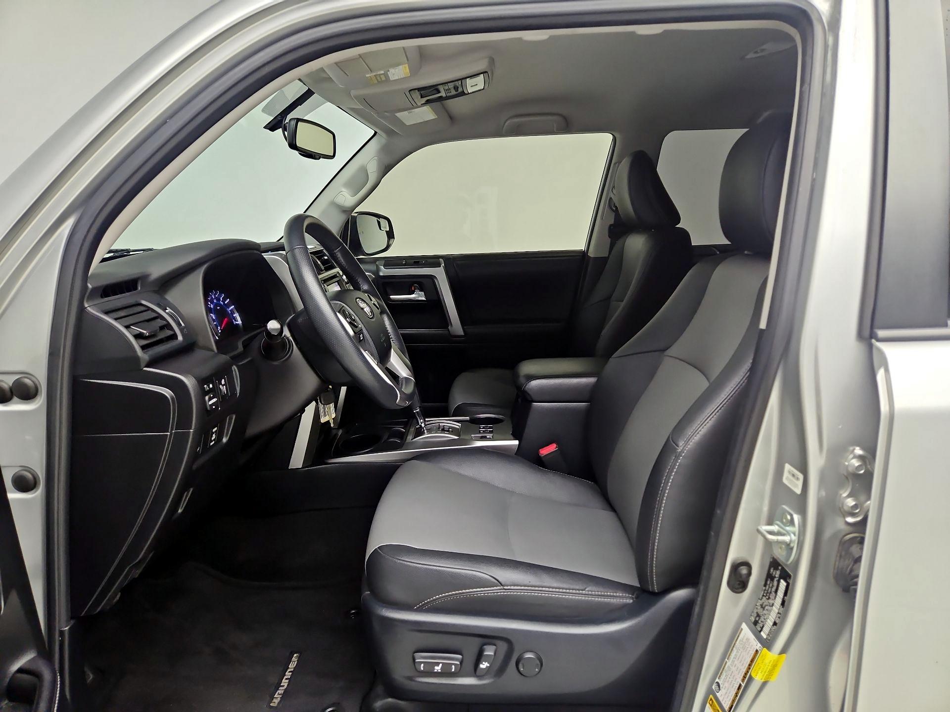 Thumbnail: 2019 Toyota 4Runner - 11
