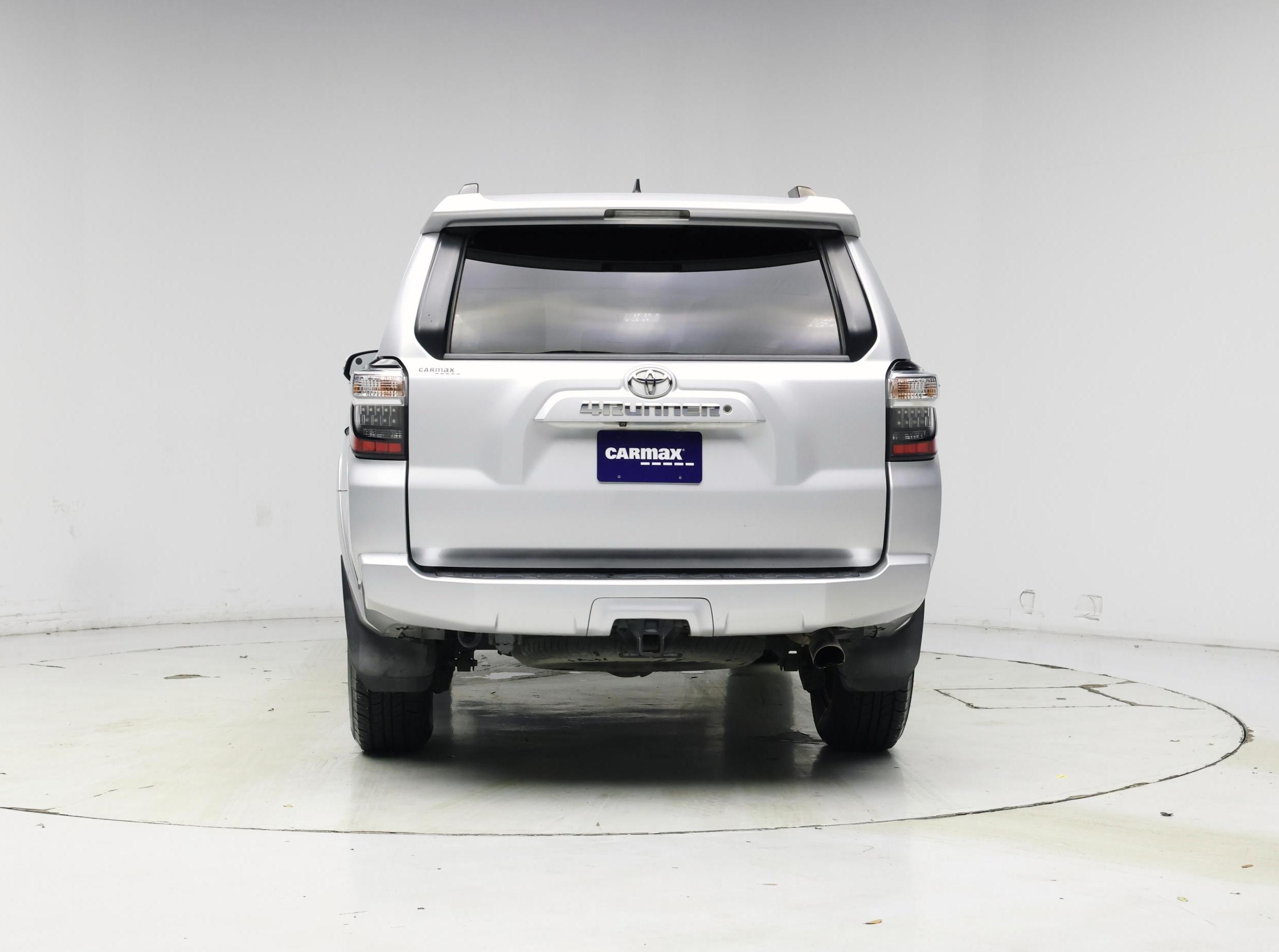 Thumbnail: 2019 Toyota 4Runner - 6