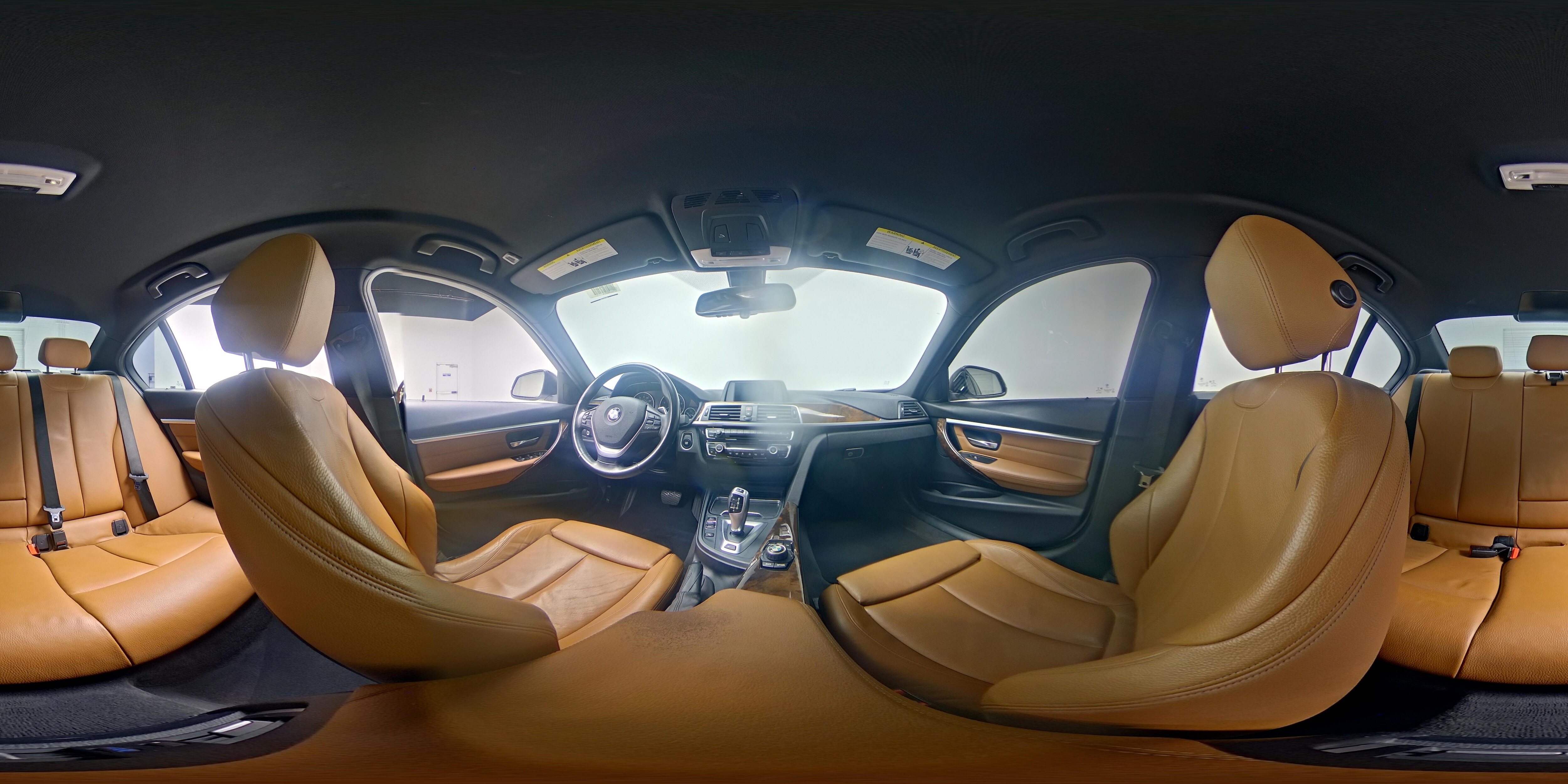 2017 BMW 3 Series 330e - Photo 24